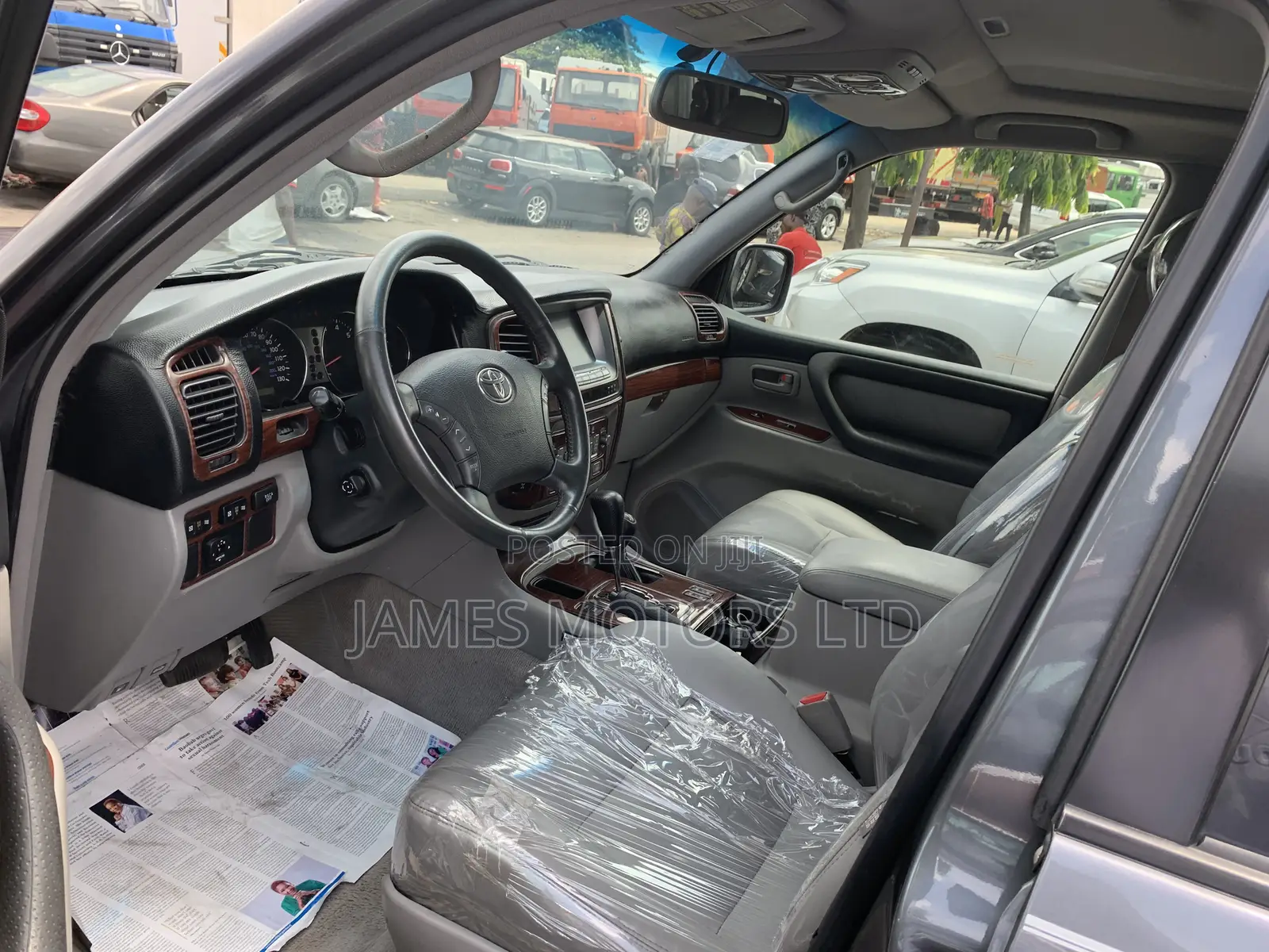 Toyota Land Cruiser 2007 Gray