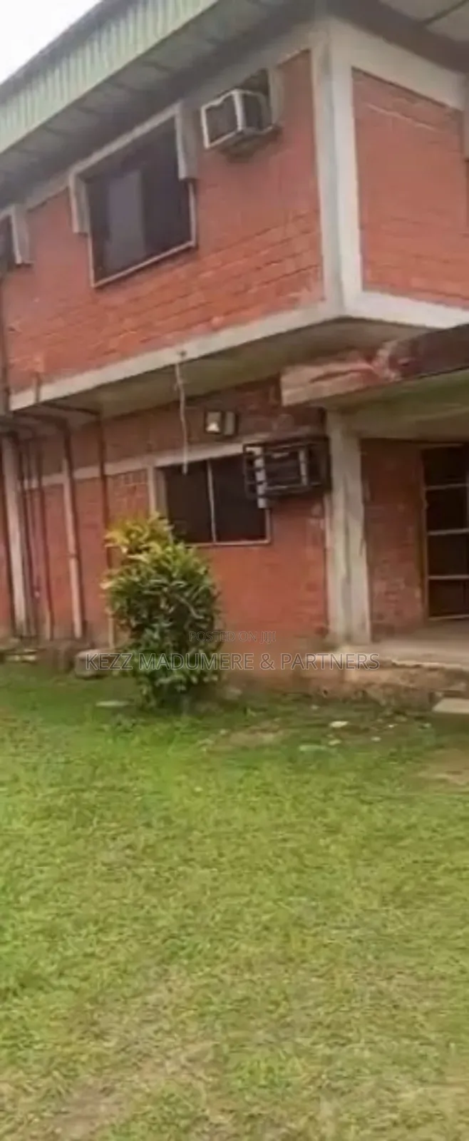 20bdrm Duplex in Inside An Estate, Rumuodara for sale