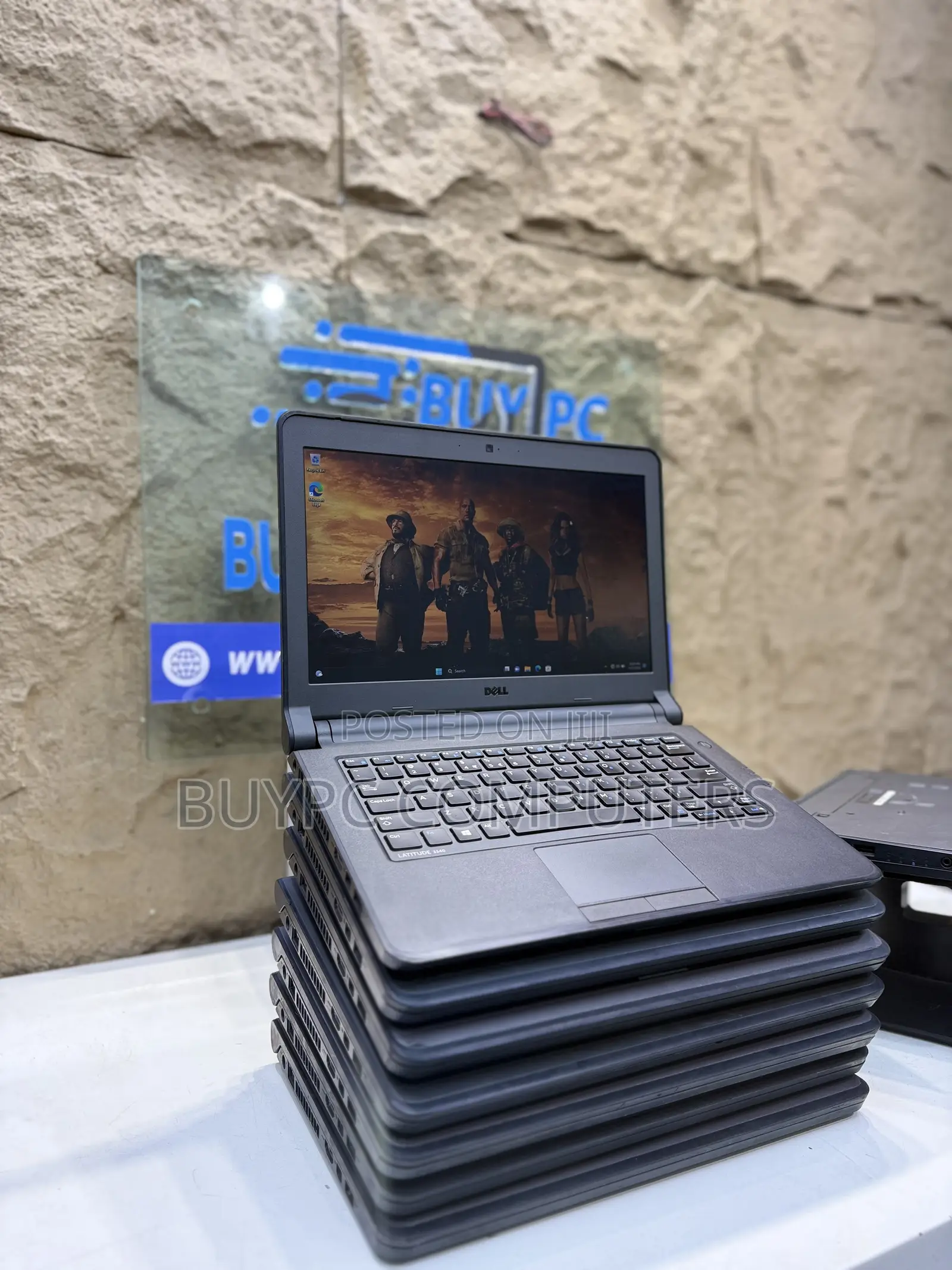 Laptop Dell Latitude 3350 4GB Intel Core i3 SSD 128GB
