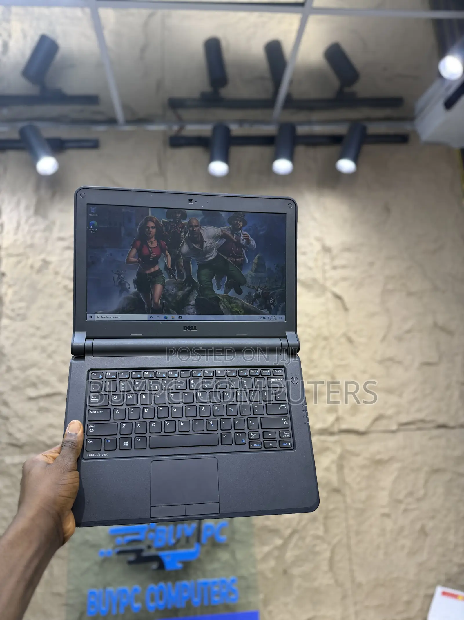 Laptop Dell Latitude 3350 4GB Intel Core i3 SSD 128GB