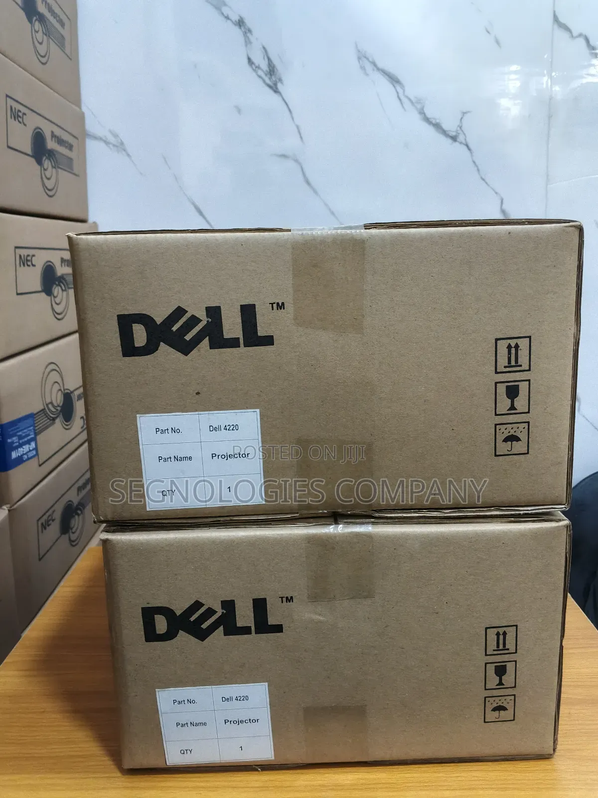 Dell 4220 4100 Lumens Xga DLP 3d Ready Projector