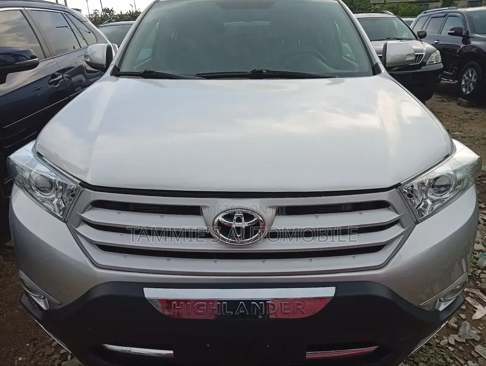 Toyota Highlander Limited 3.5l 4WD 2013 White