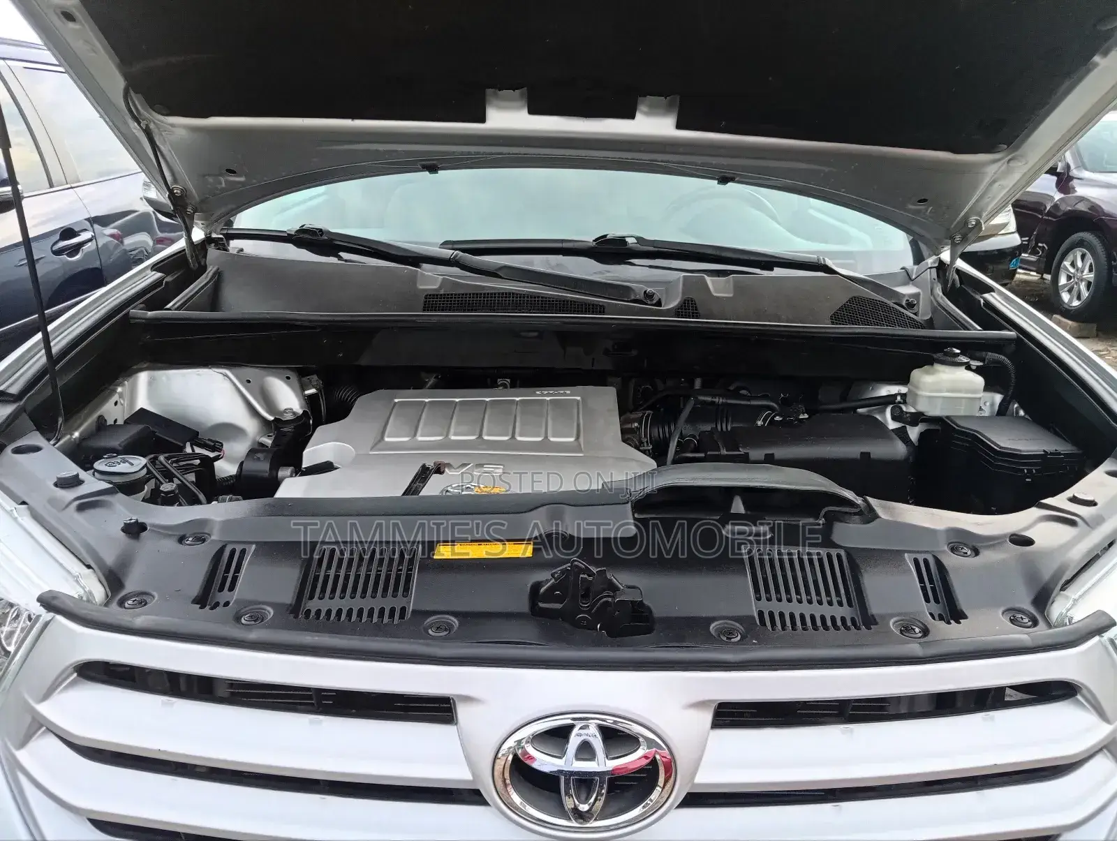 Toyota Highlander Limited 3.5l 4WD 2013 White