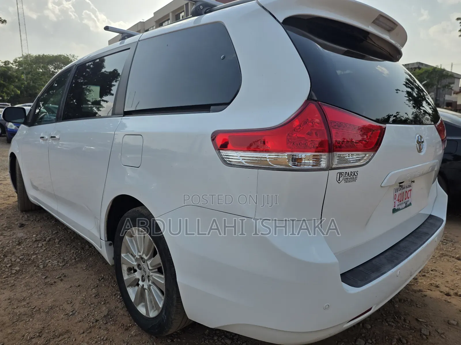 Toyota Sienna Limited 7 Passenger 2011 White