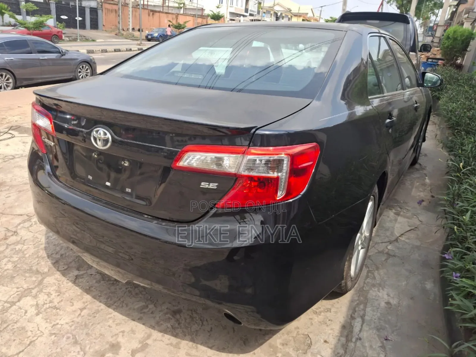 Toyota Camry SE 4dr Sedan (2.5L 4cyl 6A) 2013 Black