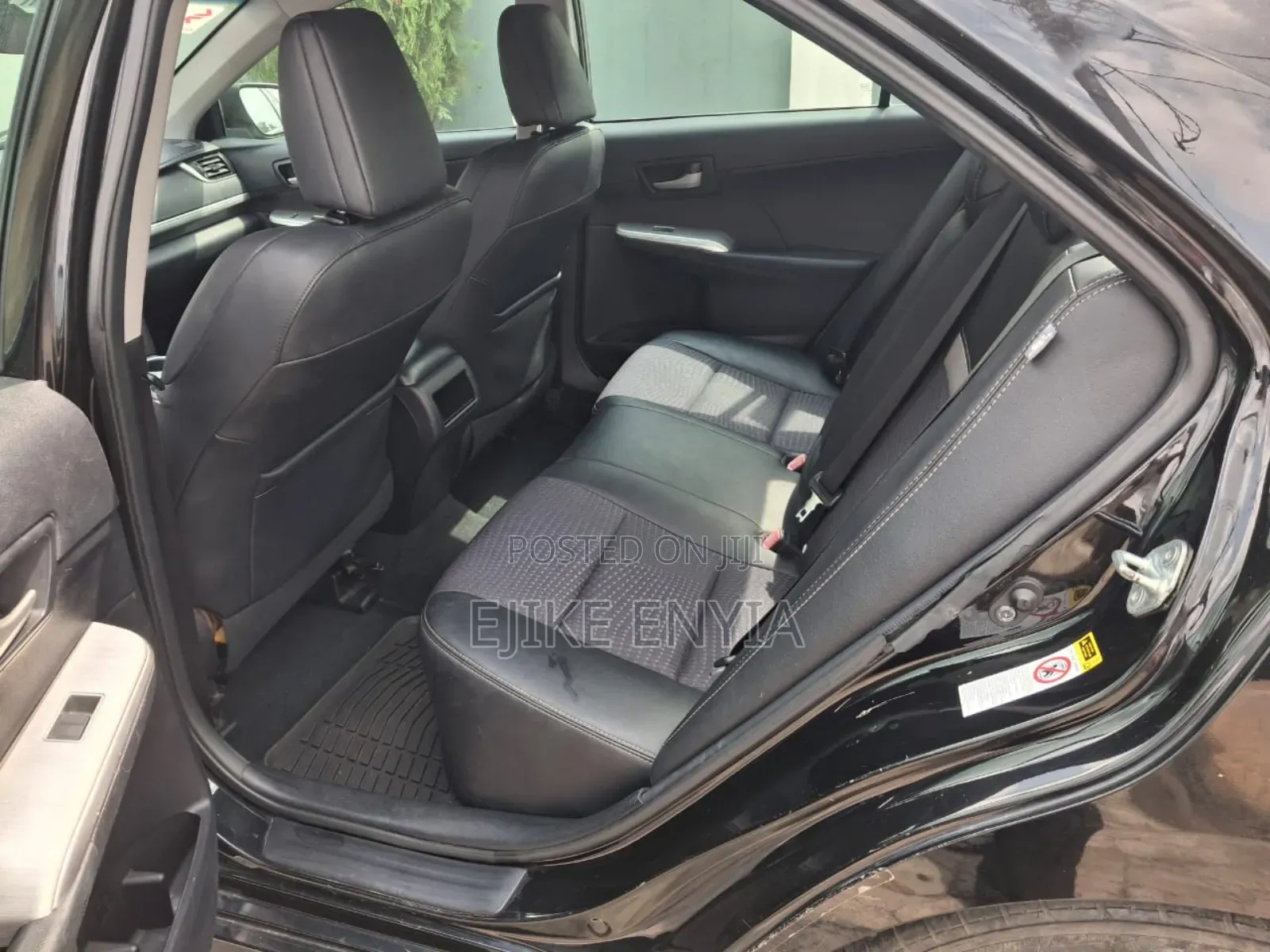 Toyota Camry SE 4dr Sedan (2.5L 4cyl 6A) 2013 Black