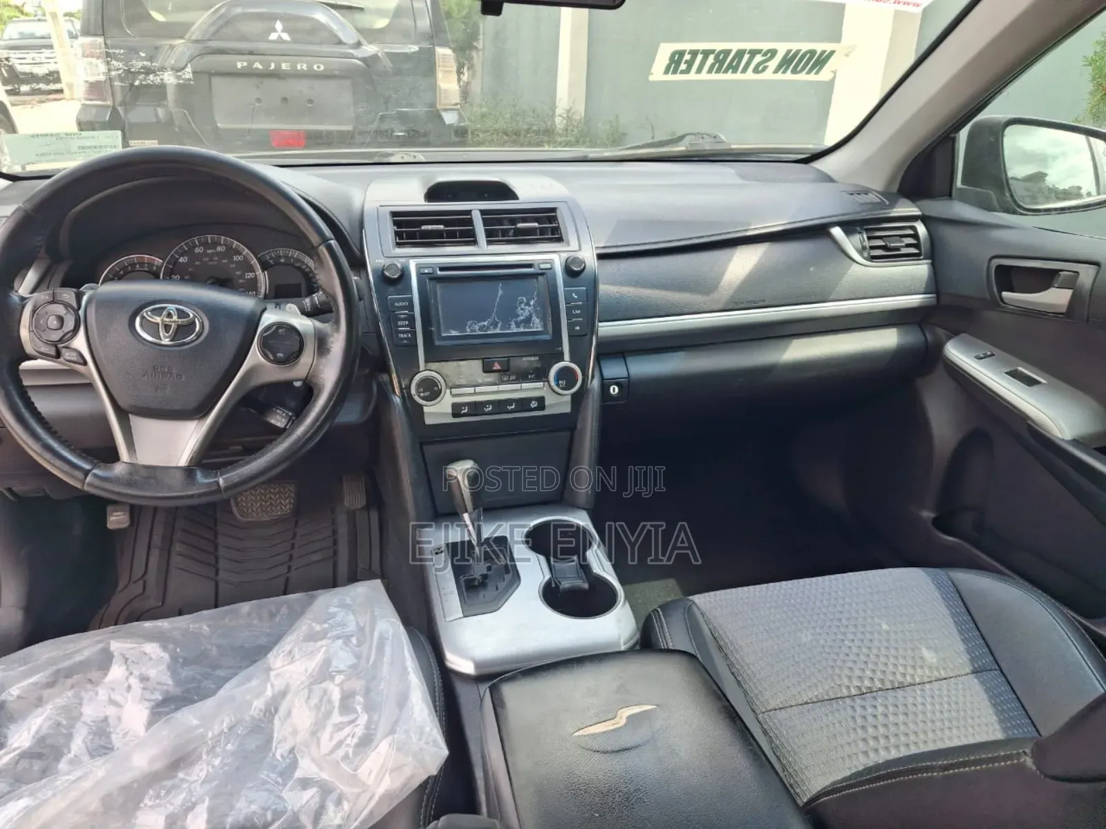 Toyota Camry SE 4dr Sedan (2.5L 4cyl 6A) 2013 Black