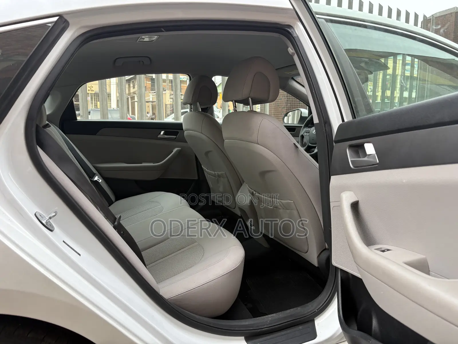 Hyundai Sonata Sport 2.0T Sedan FWD (2.0L 4cyl 6A) 2016 White