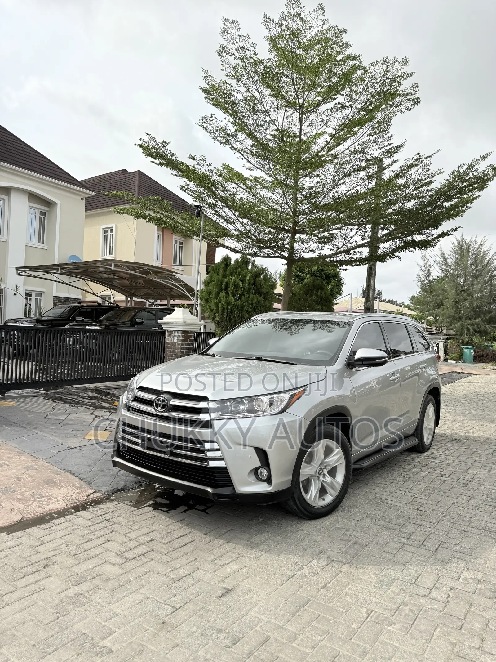 Toyota Highlander Limited Platinum 4x4 V6 (3.5L 6cyl 8A) 2017 Silver