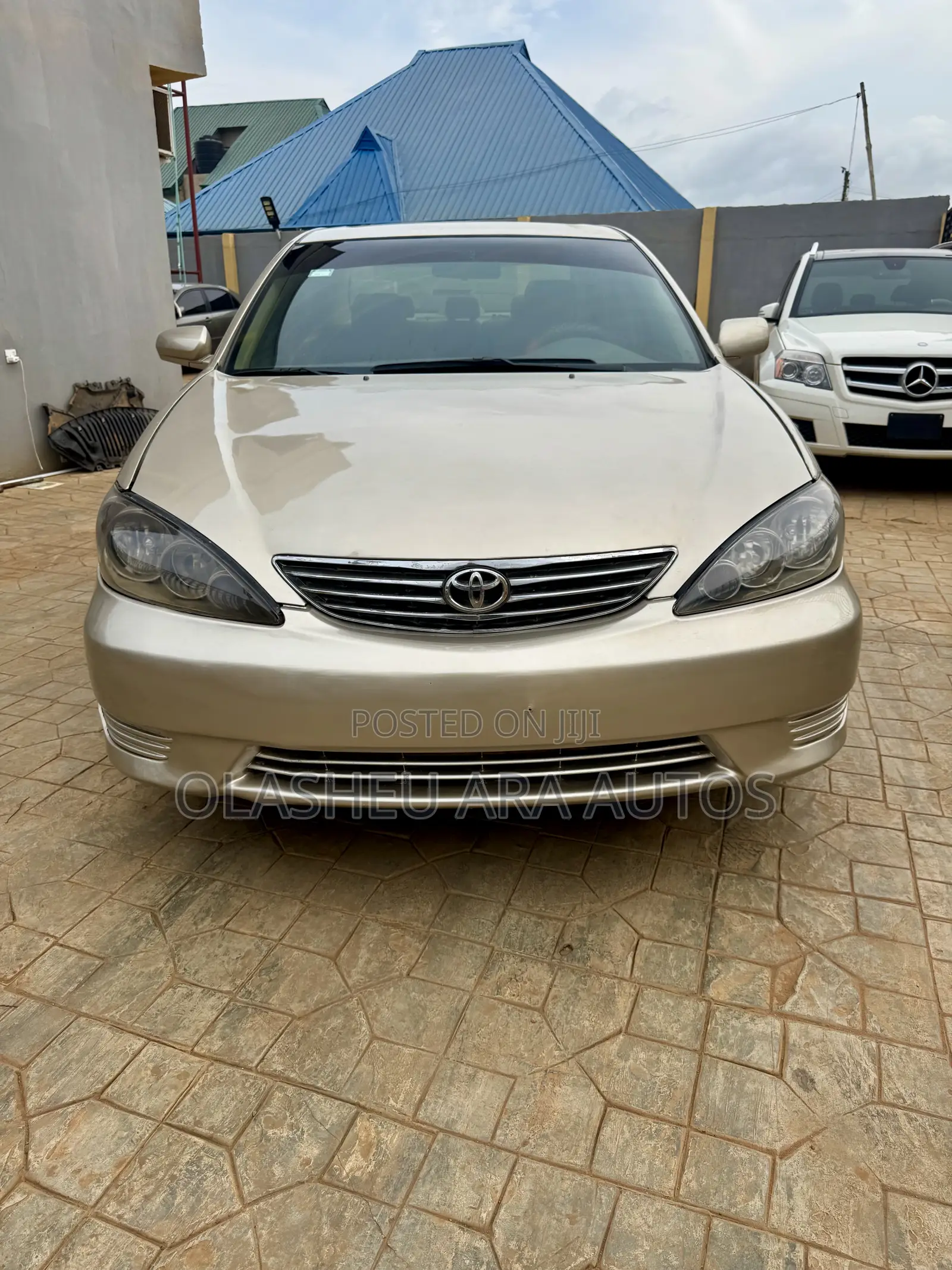 Toyota Camry LE 4dr Sedan (2.4L 4cyl 5A) 2006 Gold