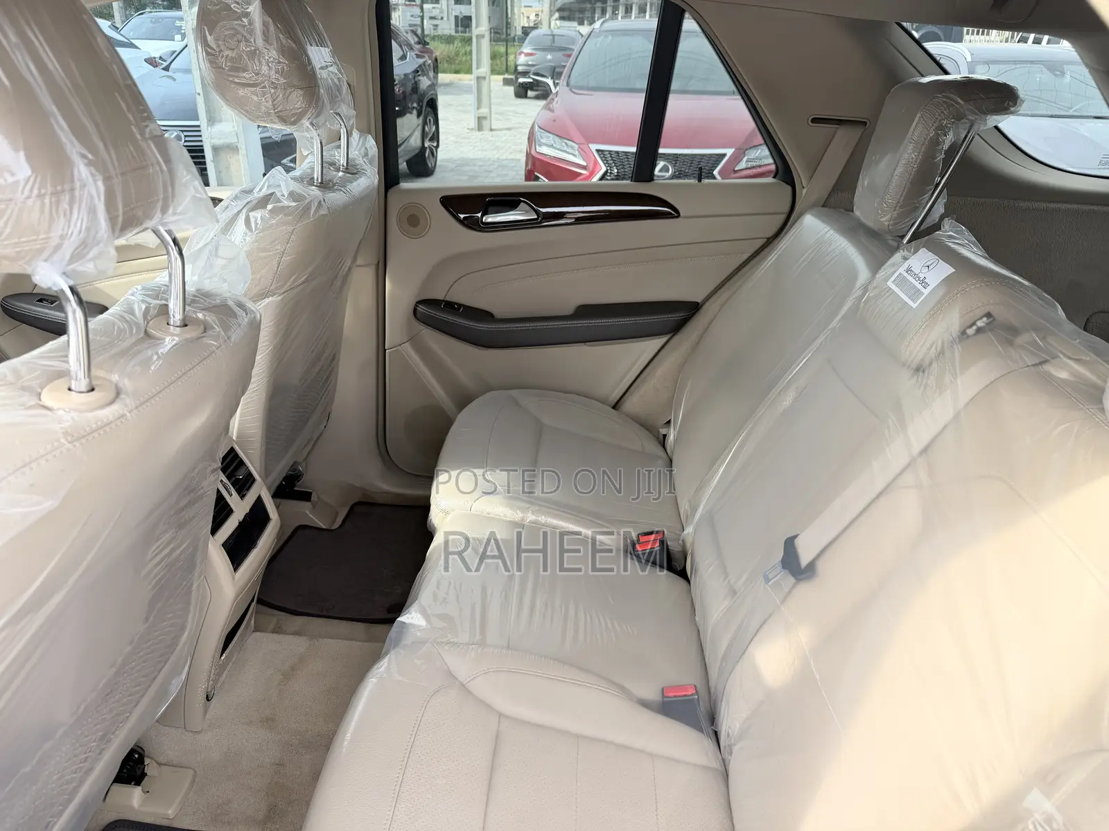 Mercedes-Benz M Class ML350 4MATIC 4dr SUV AWD (3.5L 6cyl 7A) 2014 Gray