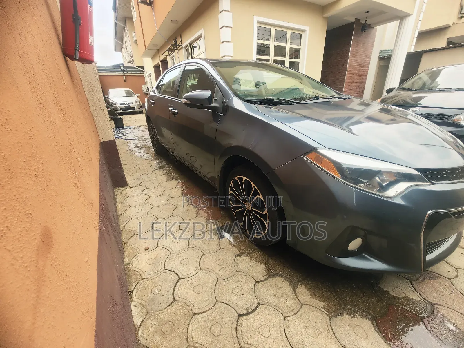 Toyota Corolla S 4dr Sedan (1.8L 4cyl CVT) 2014 Blue