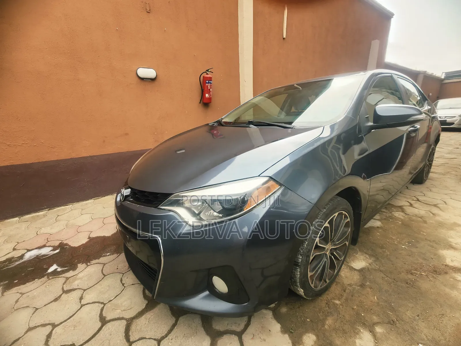 Toyota Corolla S 4dr Sedan (1.8L 4cyl CVT) 2014 Blue