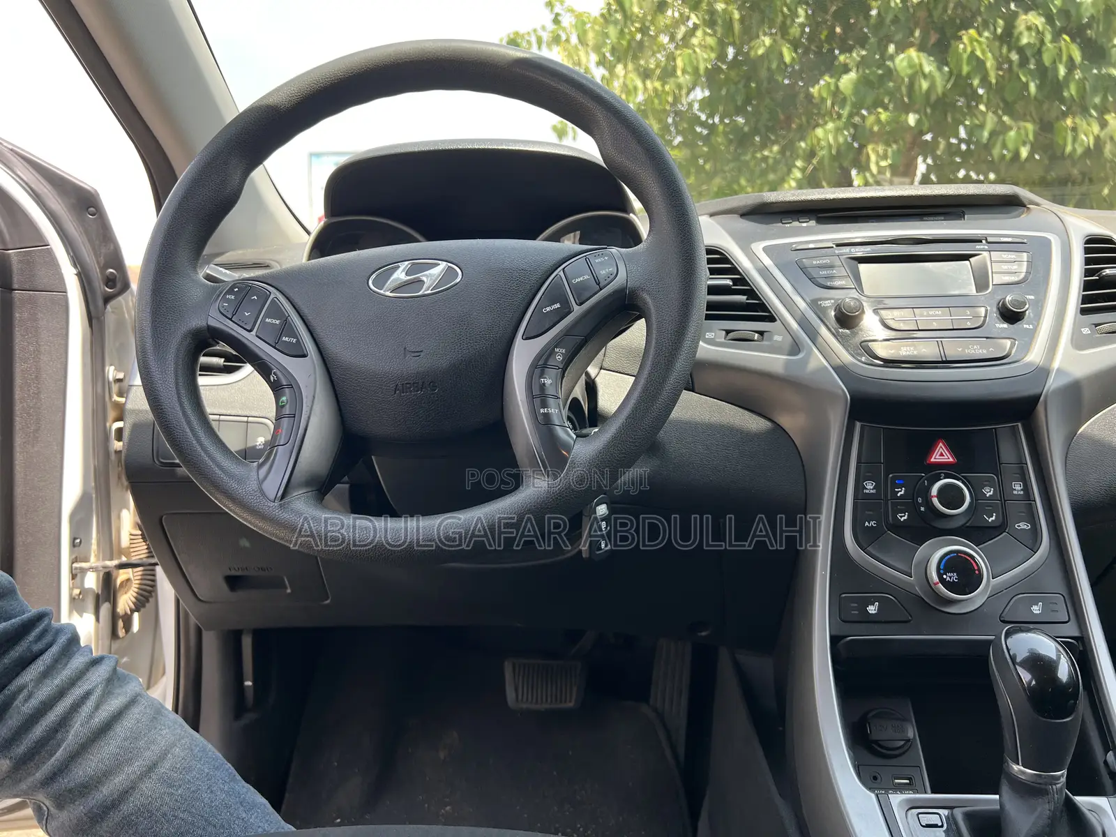 Hyundai Elantra SE 4dr Sedan (1.8L 4cyl 6A) 2014 White