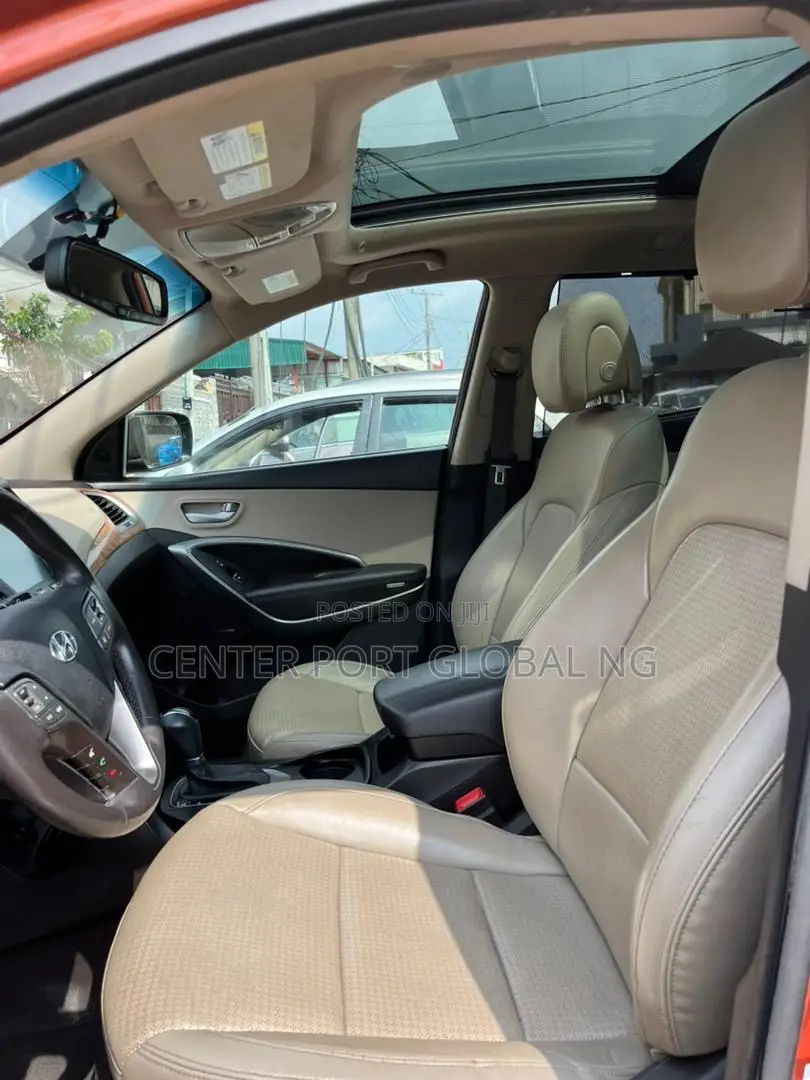 Hyundai Santa Fe GLS 4dr SUV AWD (3.3L 6cyl 6A) 2015 Orange