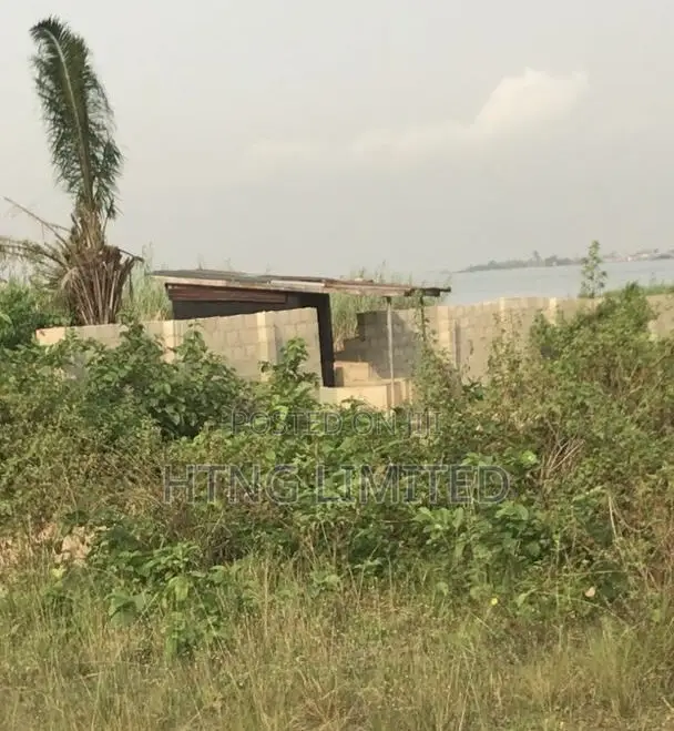 Full Plot of Lagoon View Plot of Land for Sale