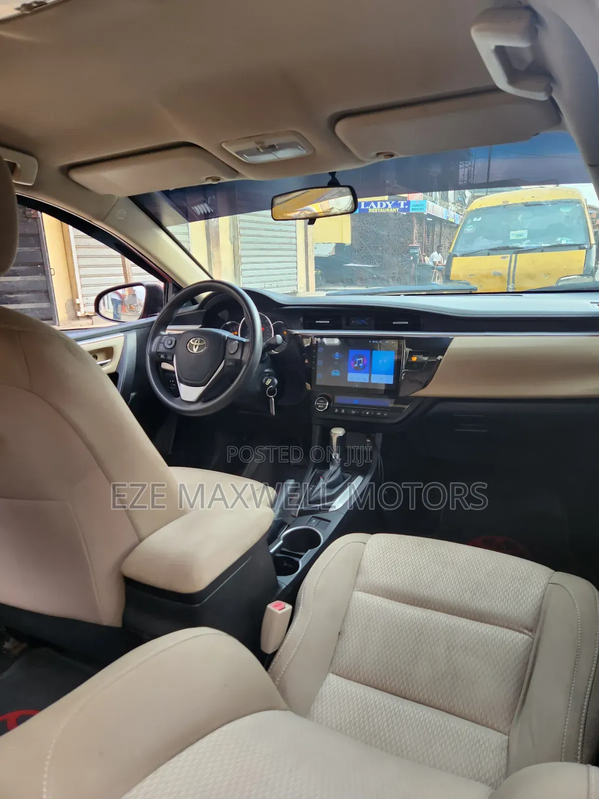 Toyota Corolla 2015 Red