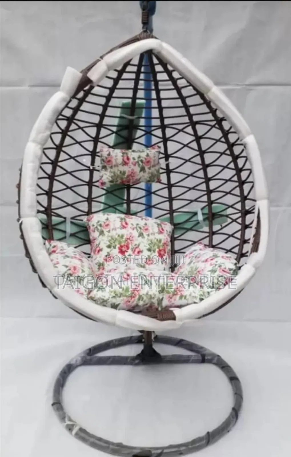 Classy Swing Chair