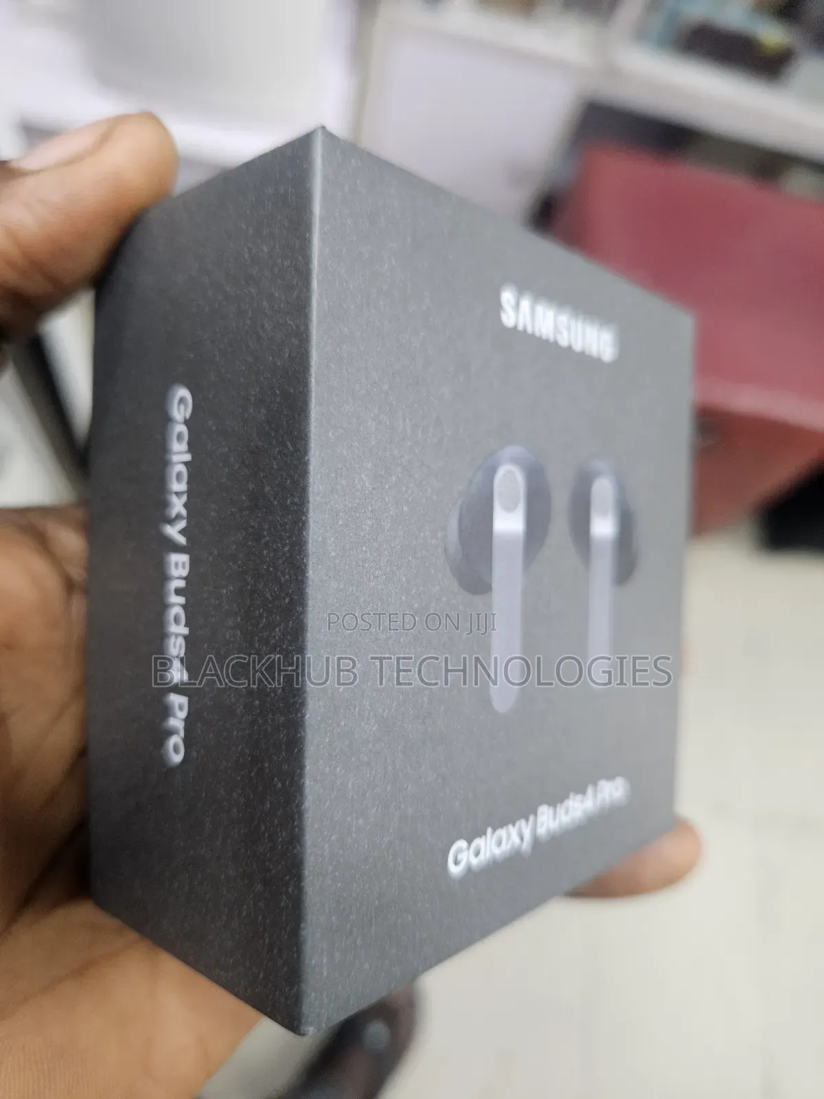 Samsung Galaxy Buds 4 Pro.
