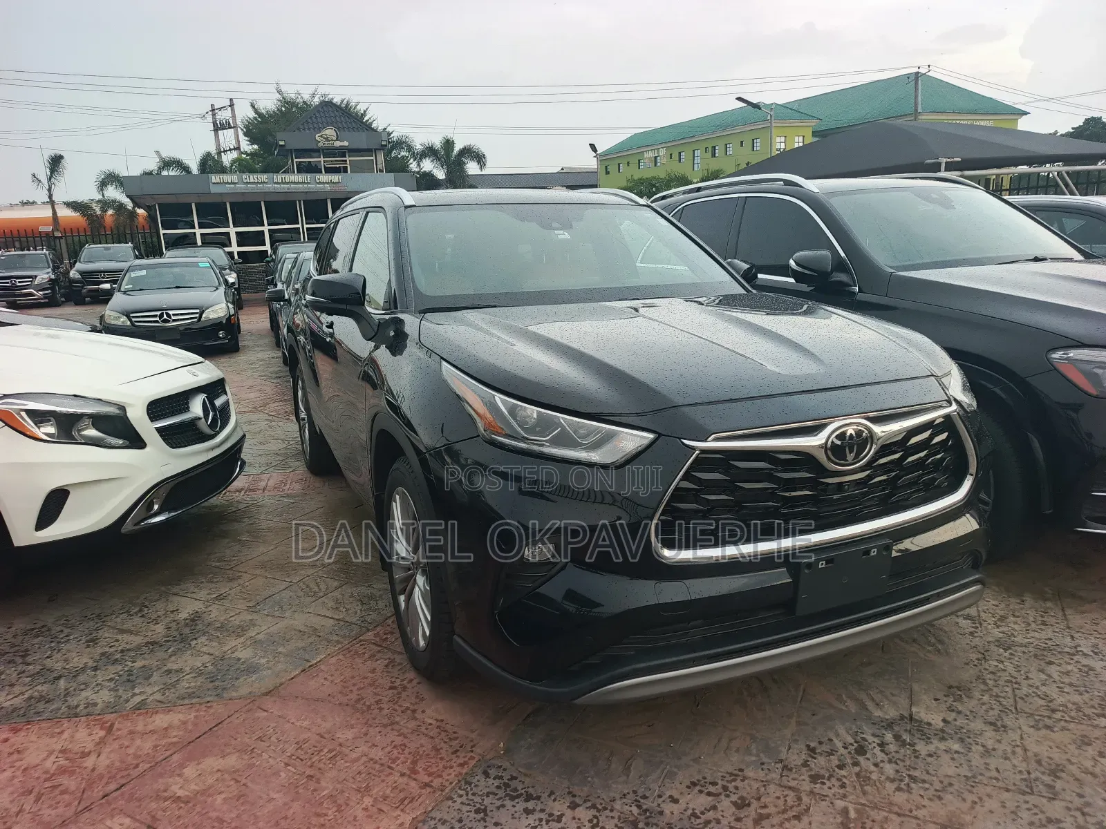 Toyota Highlander Platinum AWD 2024 Black