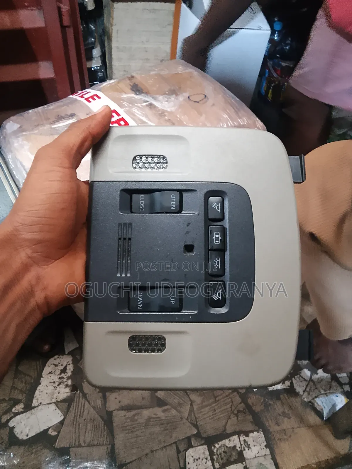 Camry Roof Light 2020