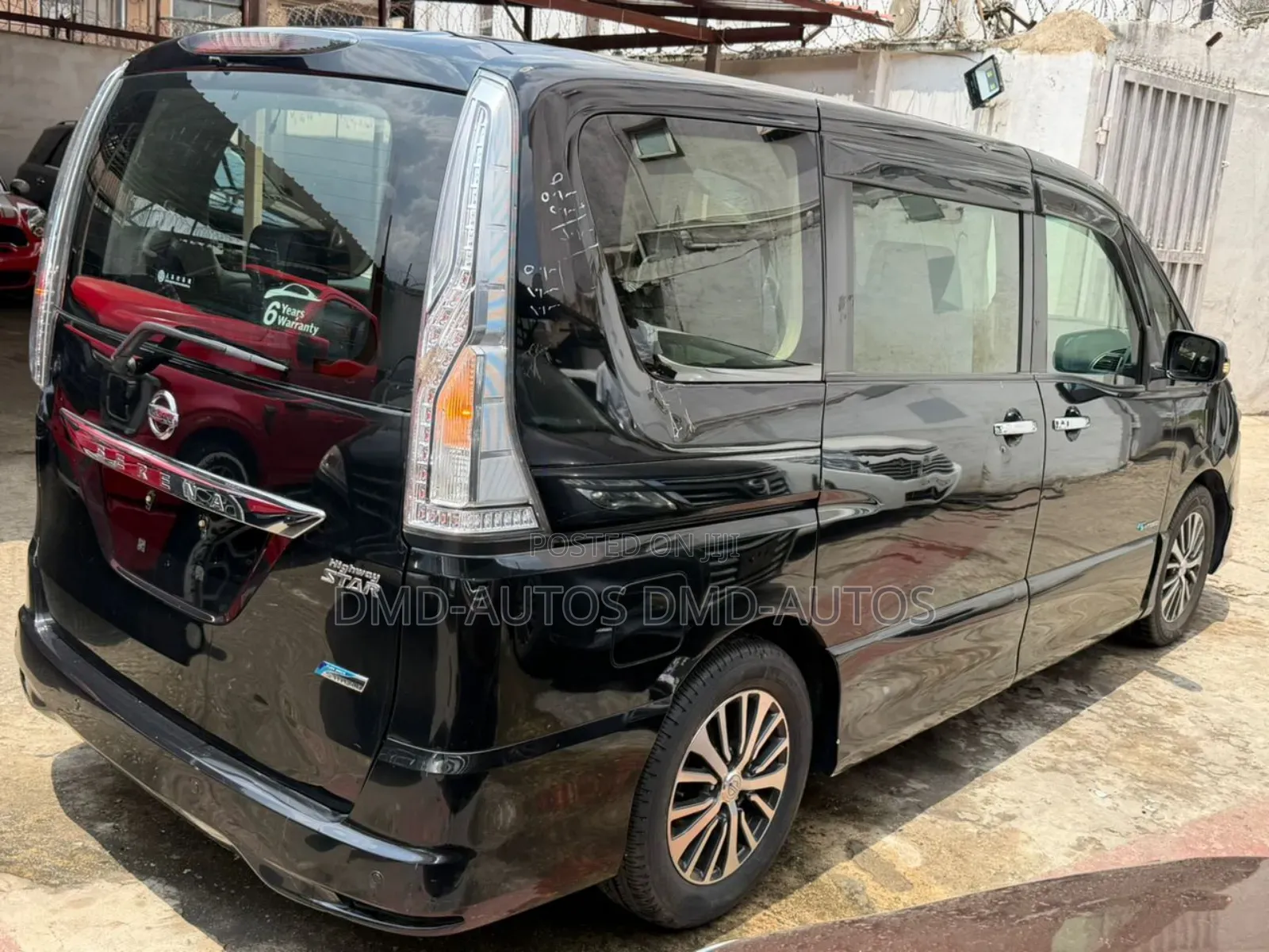 Nissan Serena 2016 Gray