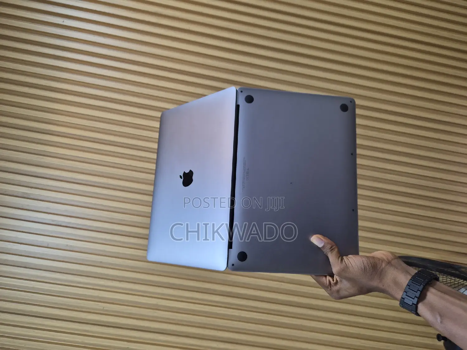 Laptop Apple MacBook Pro 2020 8GB Apple M1 SSD 256GB