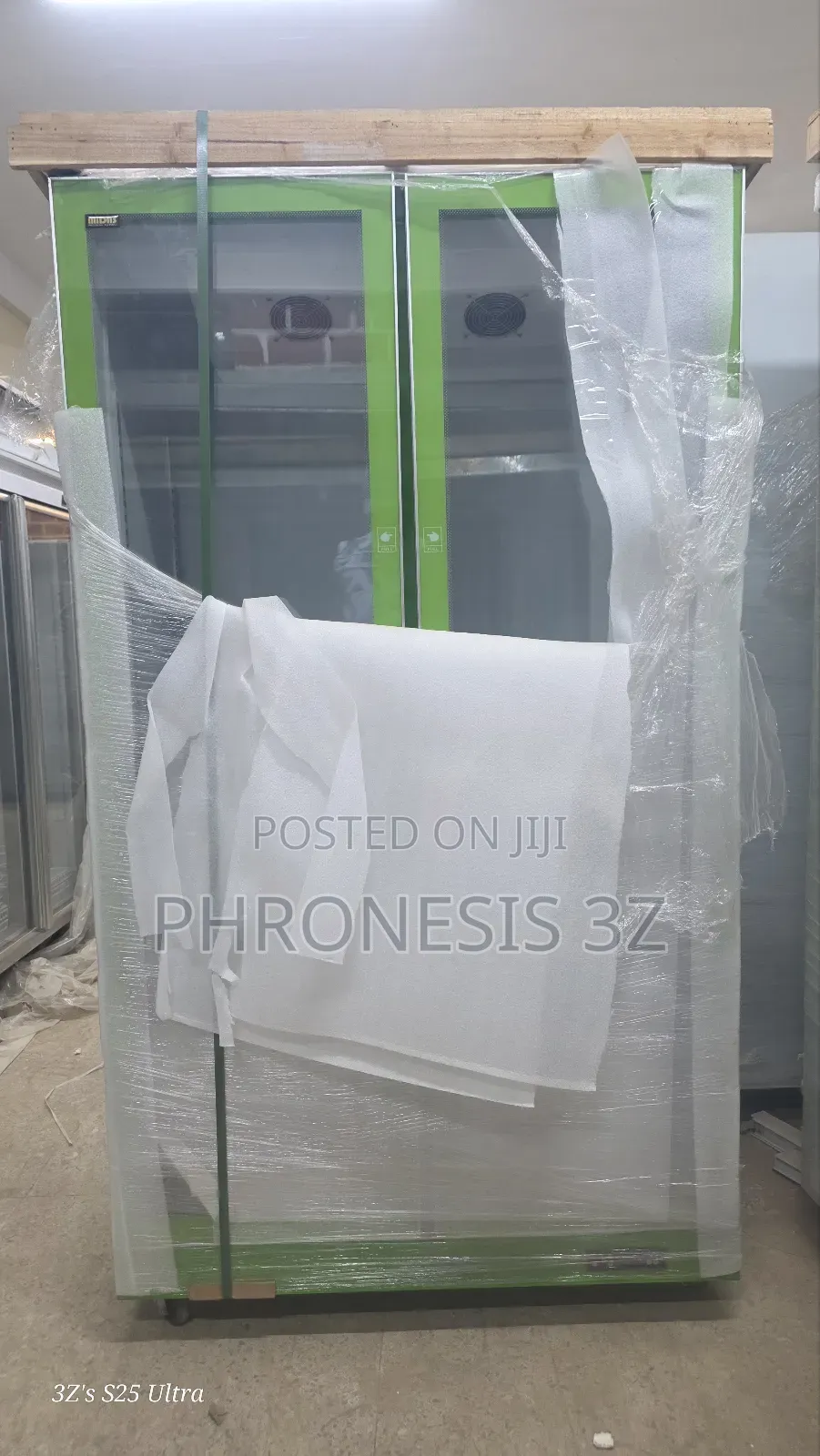 Double Door Inverter Chiller/Showcase Fridge - Green