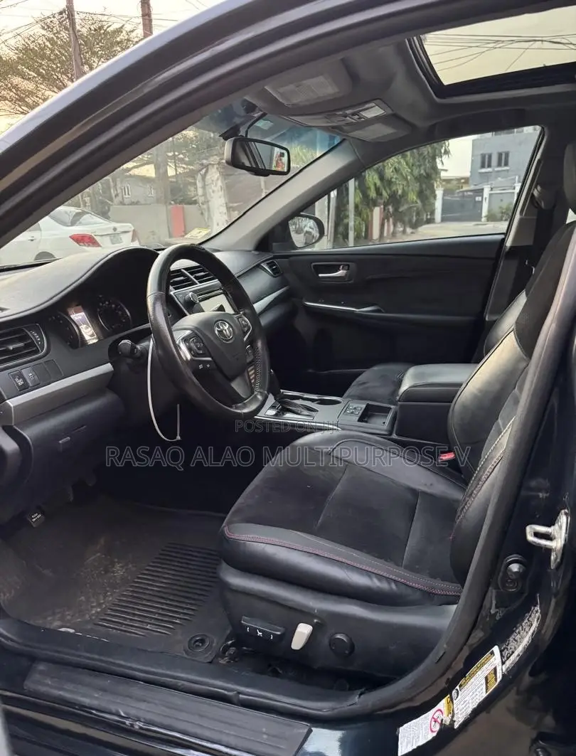Toyota Camry XSE 4dr Sedan (2.5L 4cyl 6A) 2017 Blue