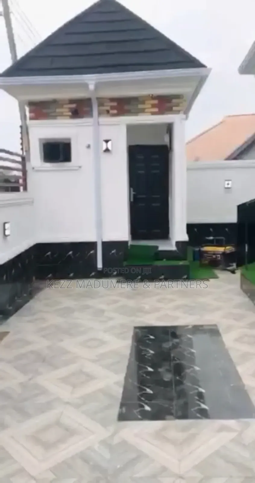 6bdrm Bungalow in Umuguma ,Owerri , for sale
