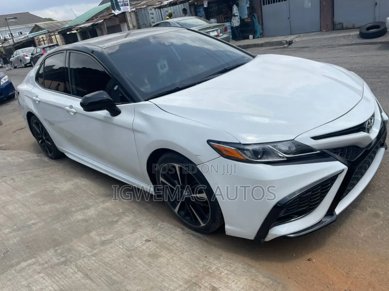 Toyota Camry XSE (2.5L 4cyl 8A) 2019 White