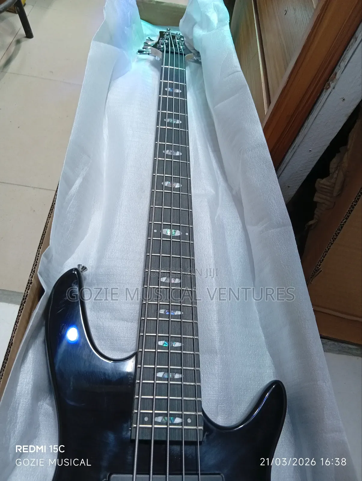 Professional Ibanez Bass Guitar With Quality Sound.