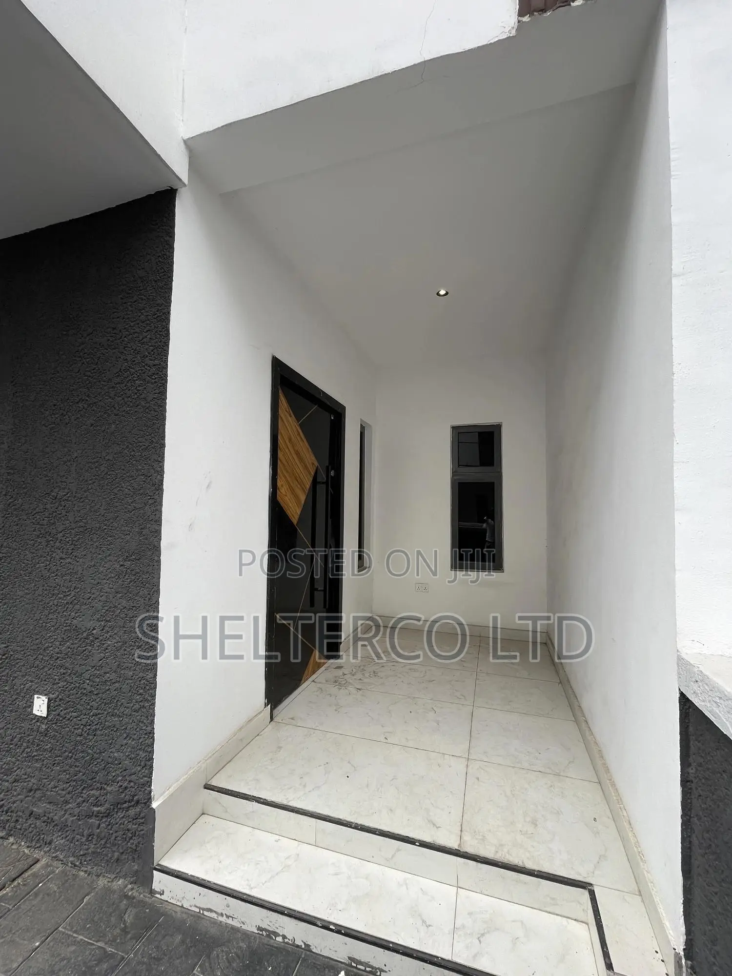 Furnished 5bdrm Duplex in Estate, Adeniyi Jones for rent