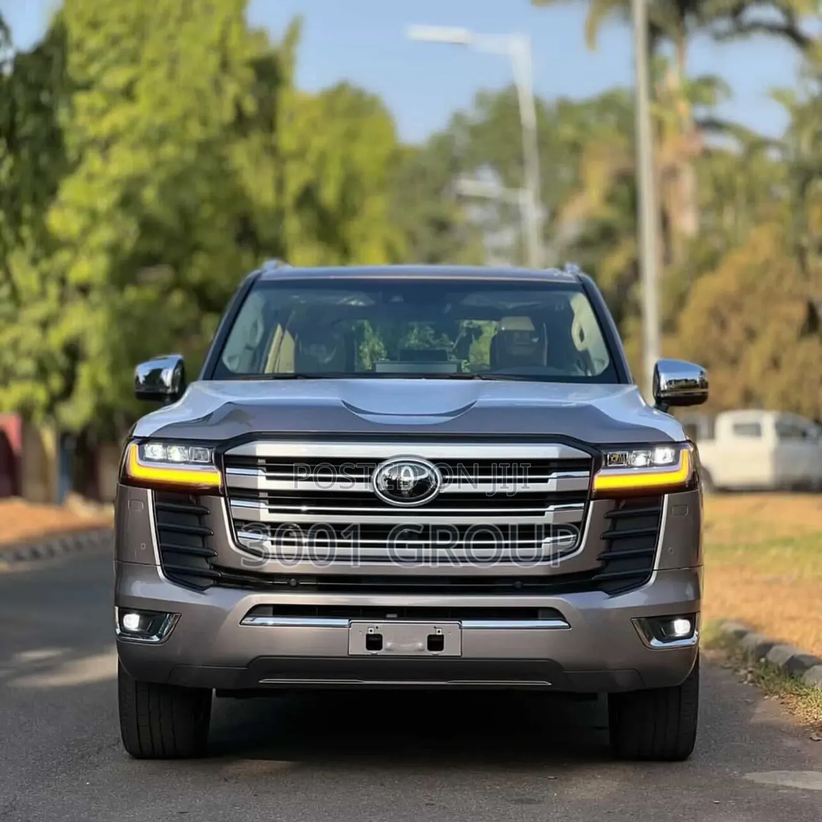 New Toyota Land Cruiser LC300 2024 Gray