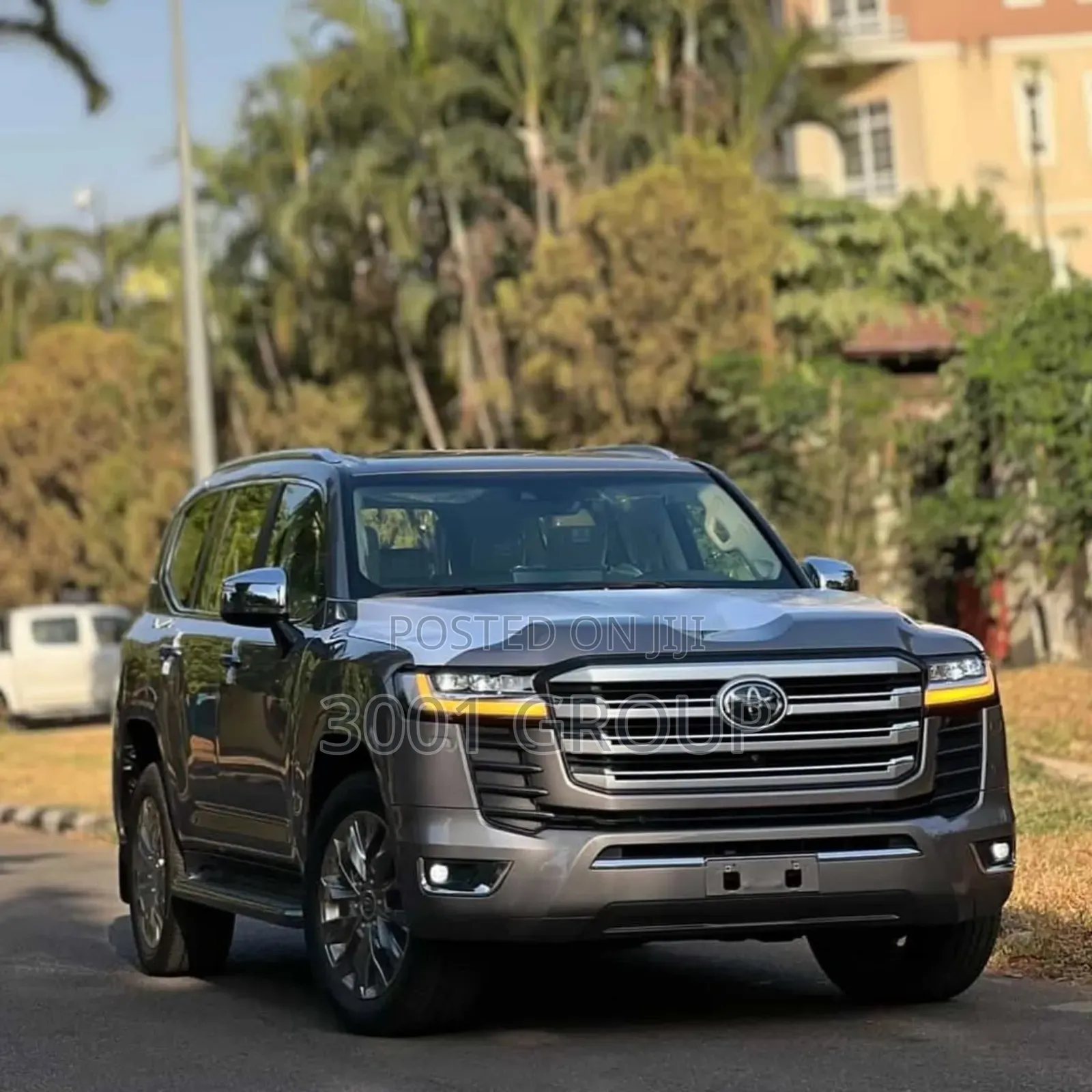 New Toyota Land Cruiser LC300 2024 Gray