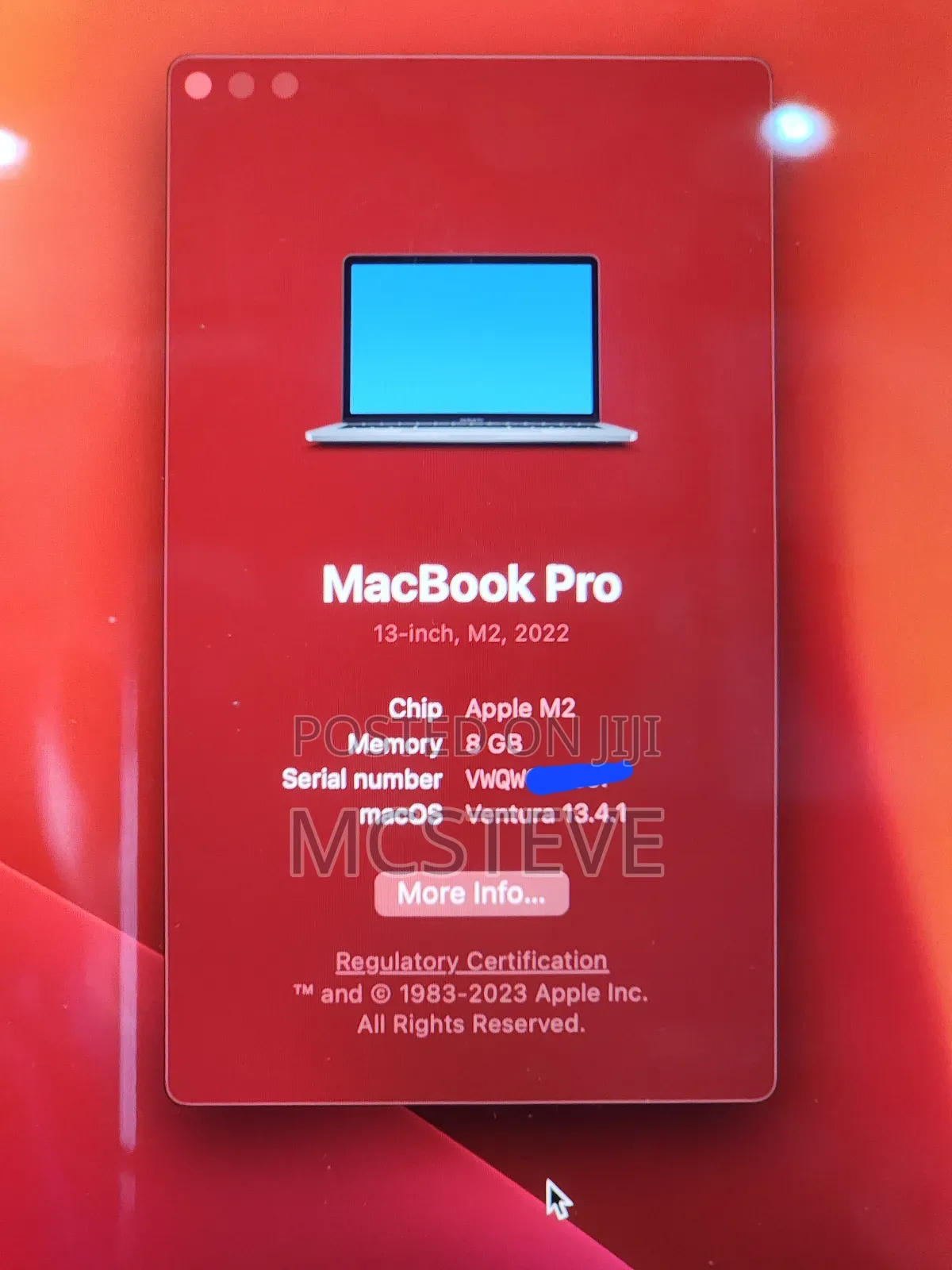 Laptop Apple MacBook Pro 2022 M2 8GB Apple M2 SSD 256GB