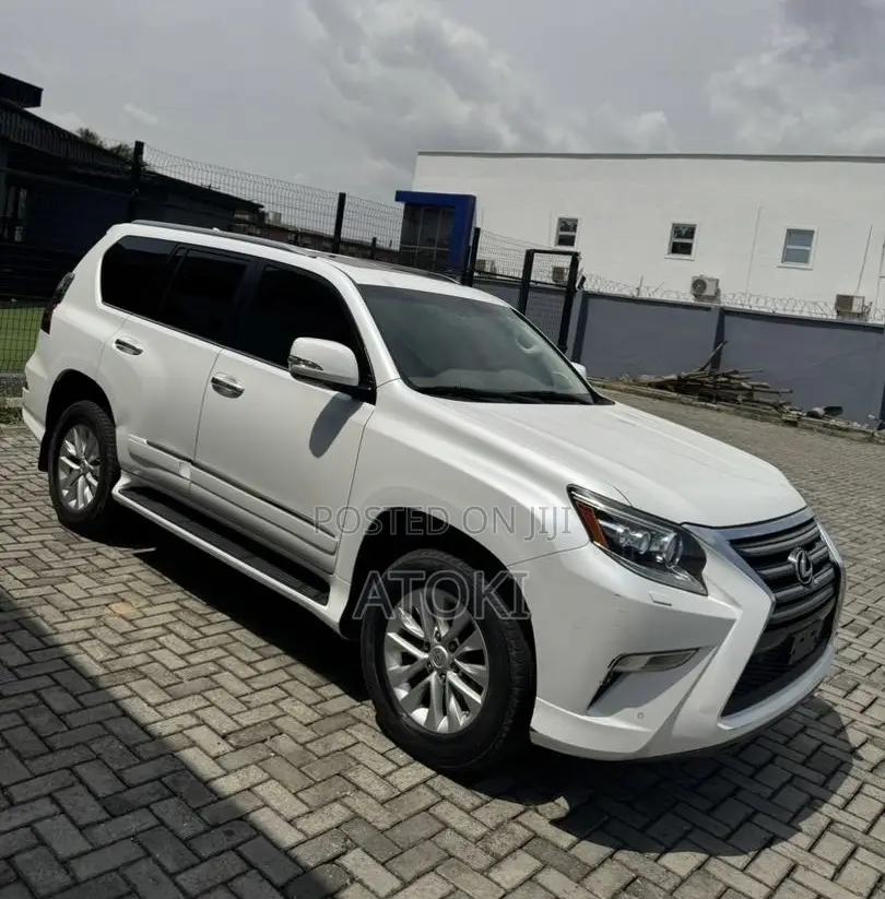 Lexus GX 460 Base 2017 White