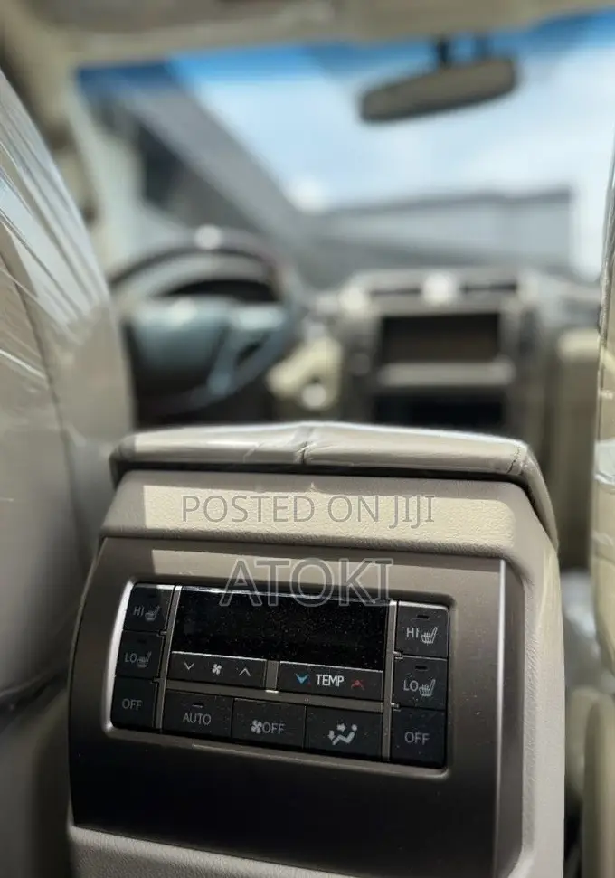 Lexus GX 460 Base 2017 White