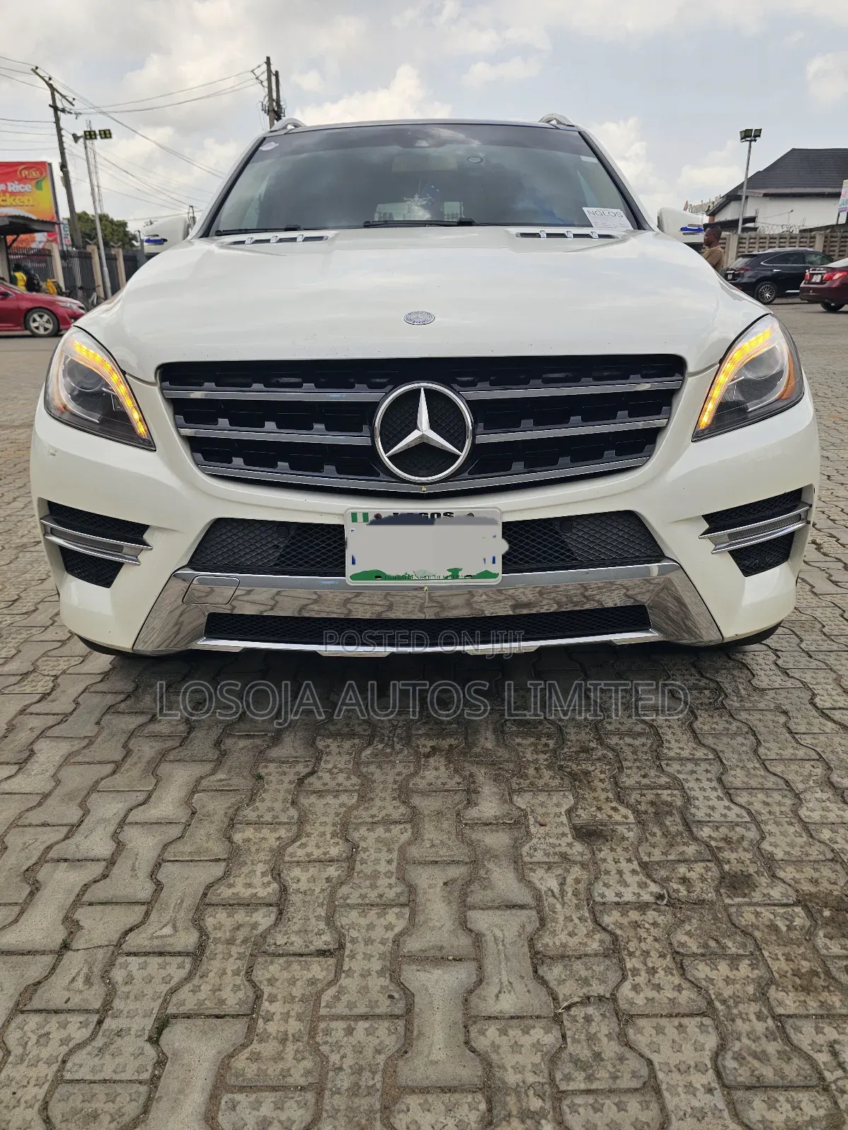 Mercedes-Benz M Class ML350 4MATIC 4dr SUV AWD (3.5L 6cyl 7A) 2014