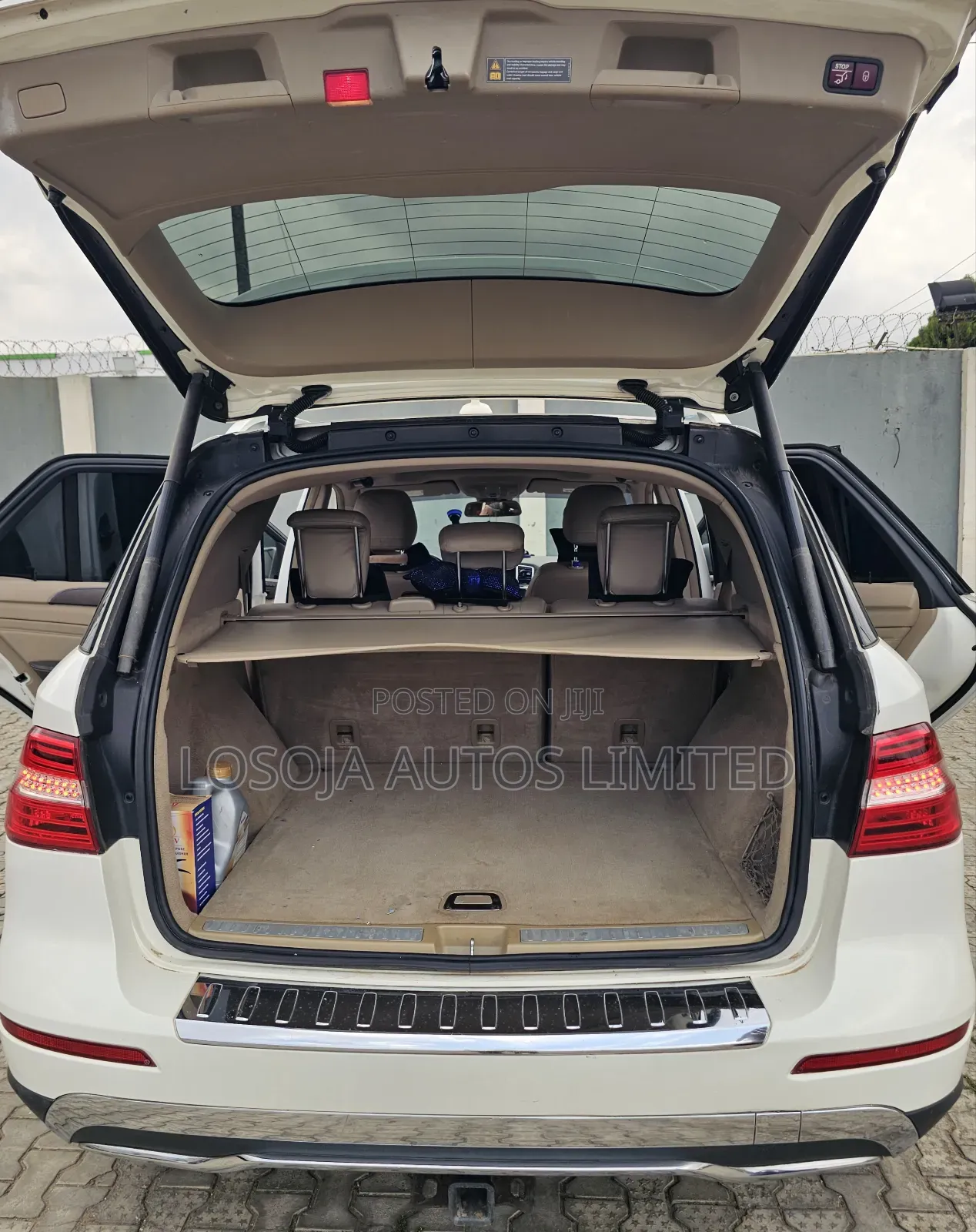 Mercedes-Benz M Class ML350 4MATIC 4dr SUV AWD (3.5L 6cyl 7A) 2014