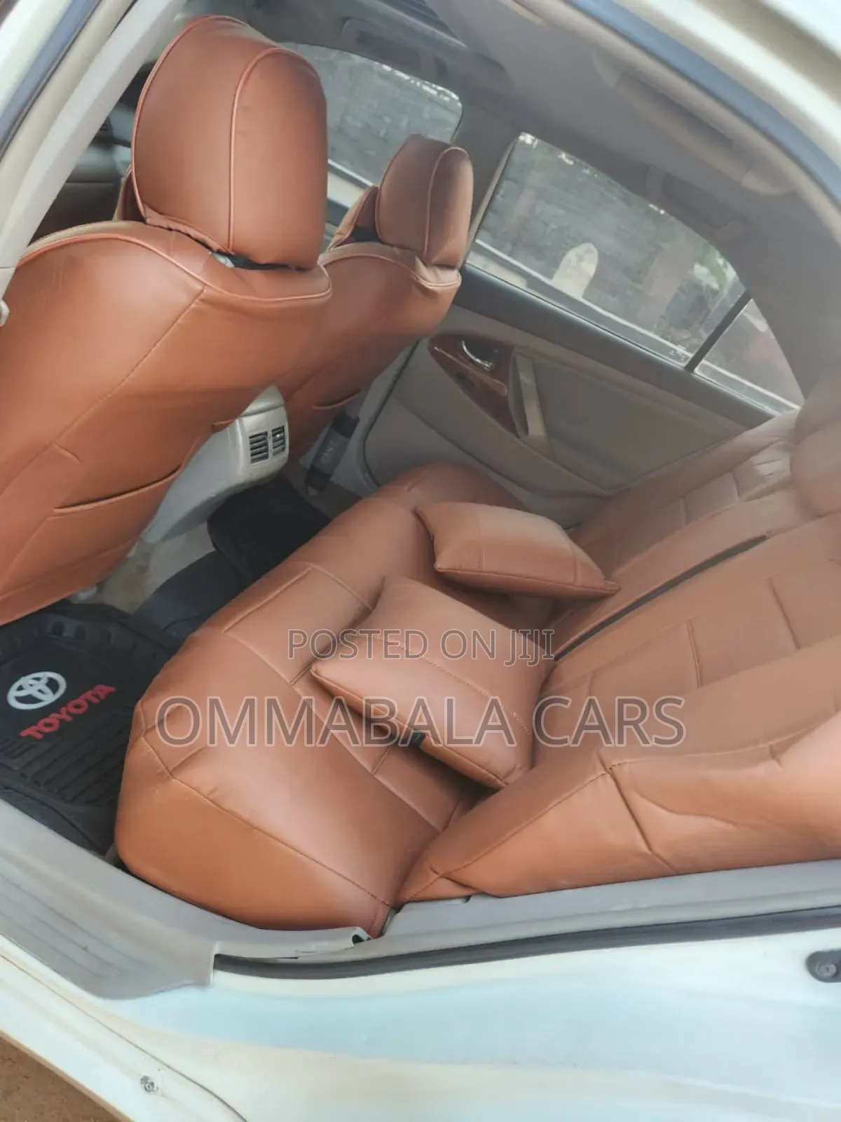 Toyota Camry XLE 4dr Sedan (2.5L 4cyl 6AM) 2010 White
