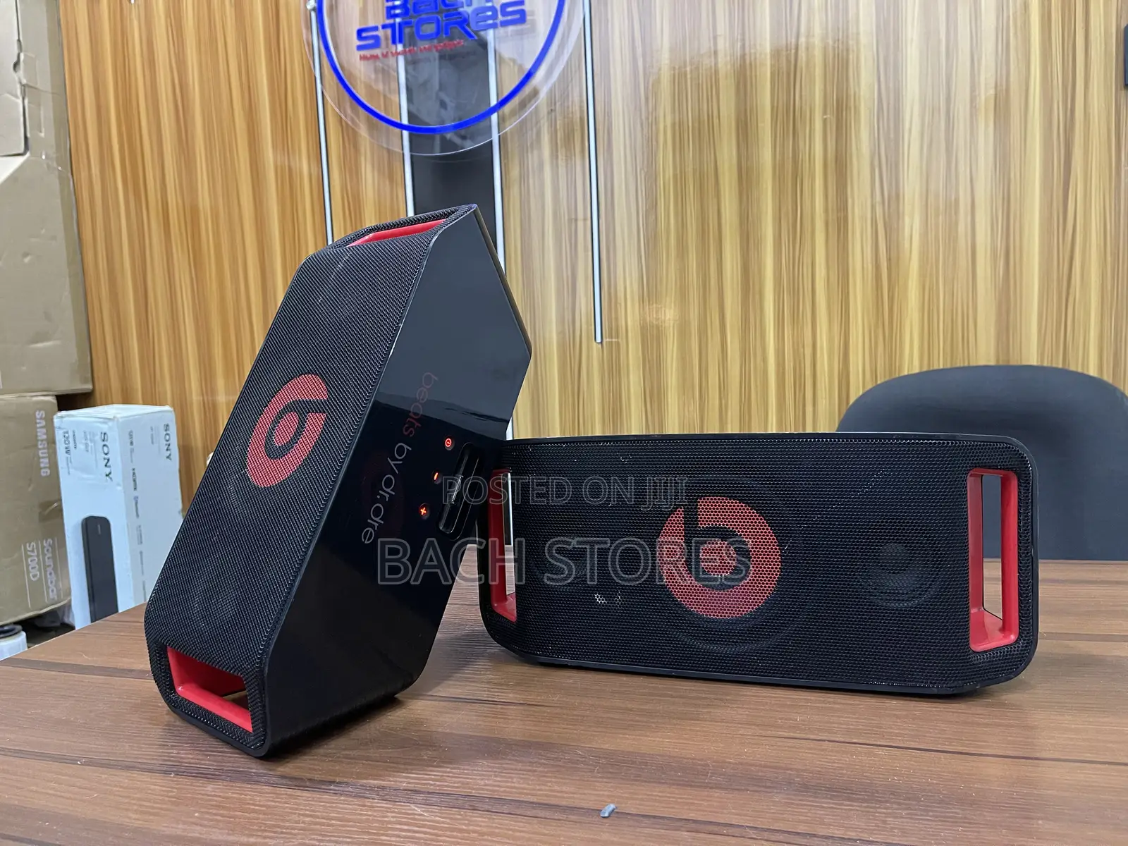 Beats by Dr Dre Beatsbox Portable Speaker With Impressive Sound