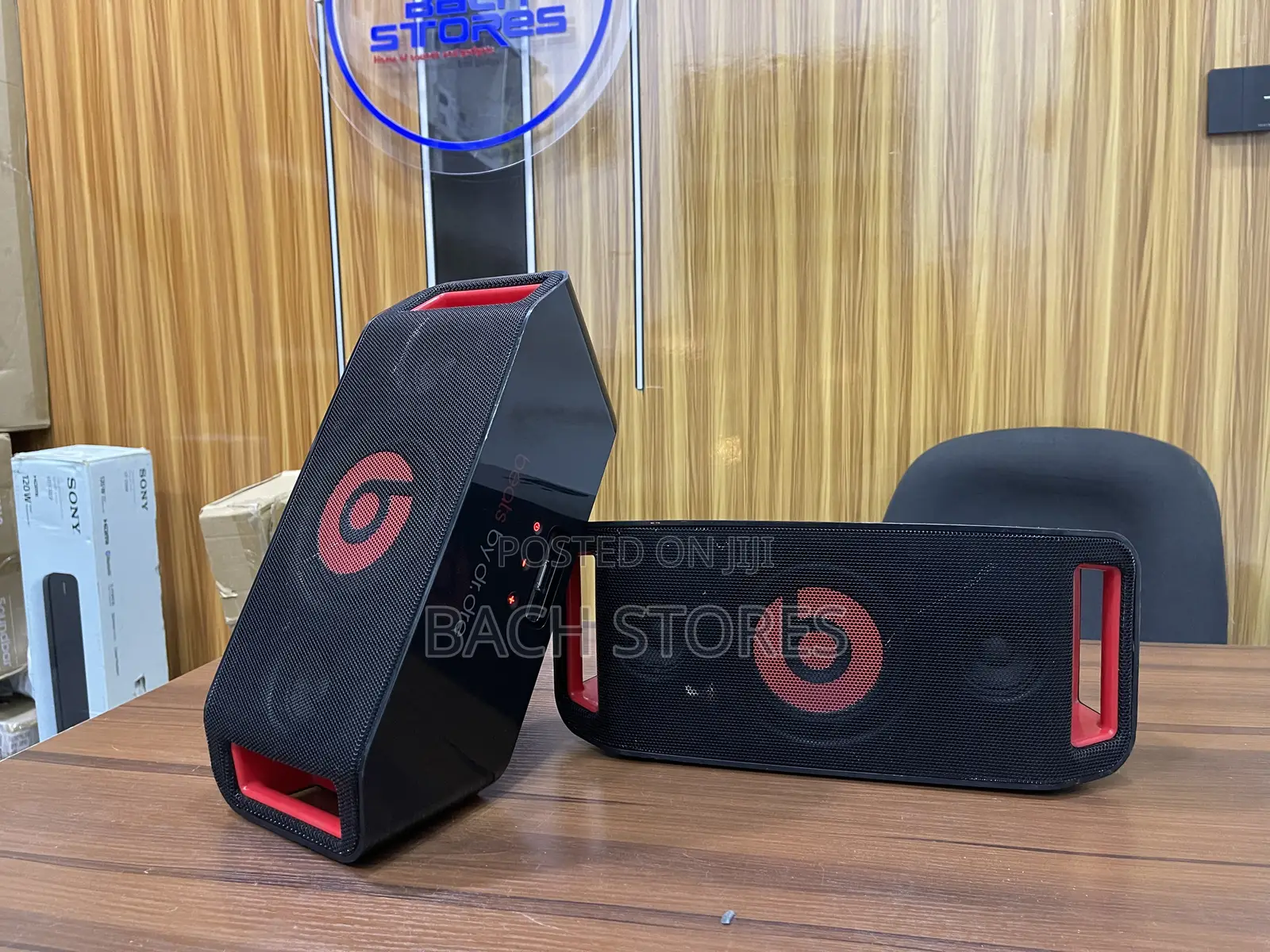 Beats by Dr Dre Beatsbox Portable Speaker With Impressive Sound