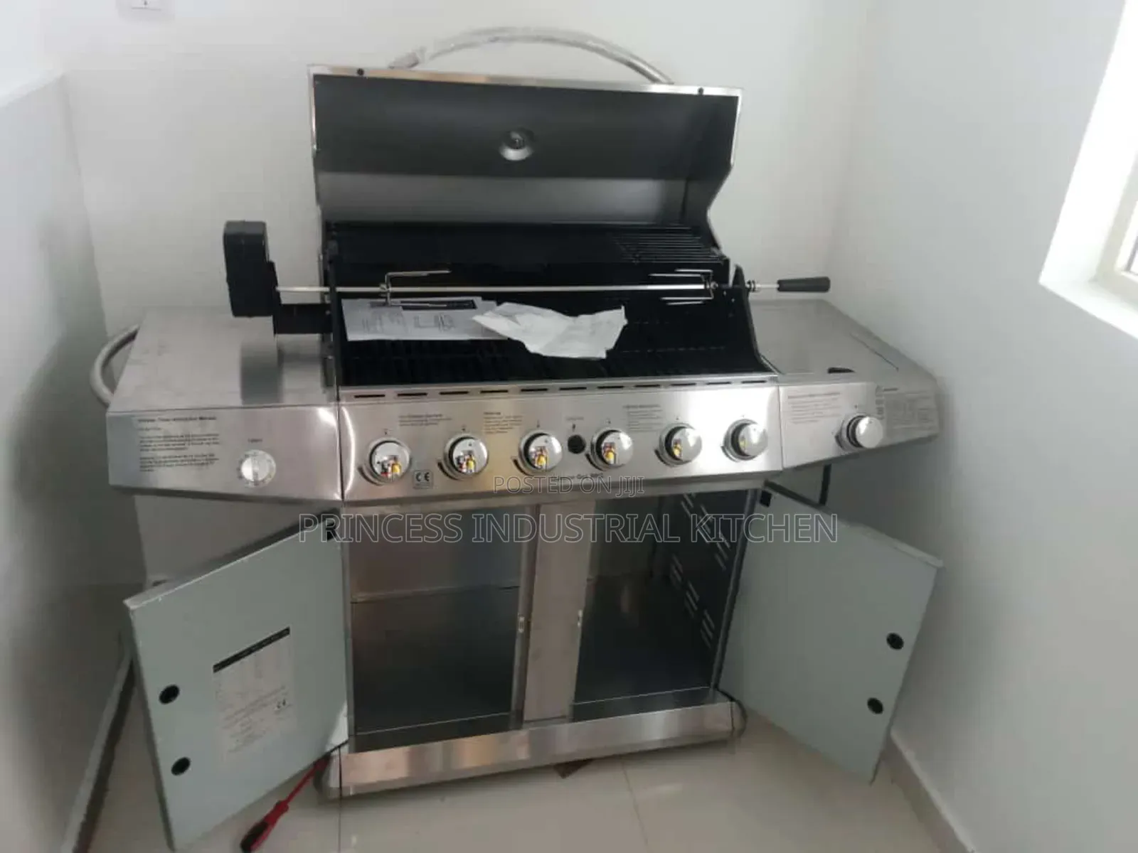 Stainless Barbeque Machine