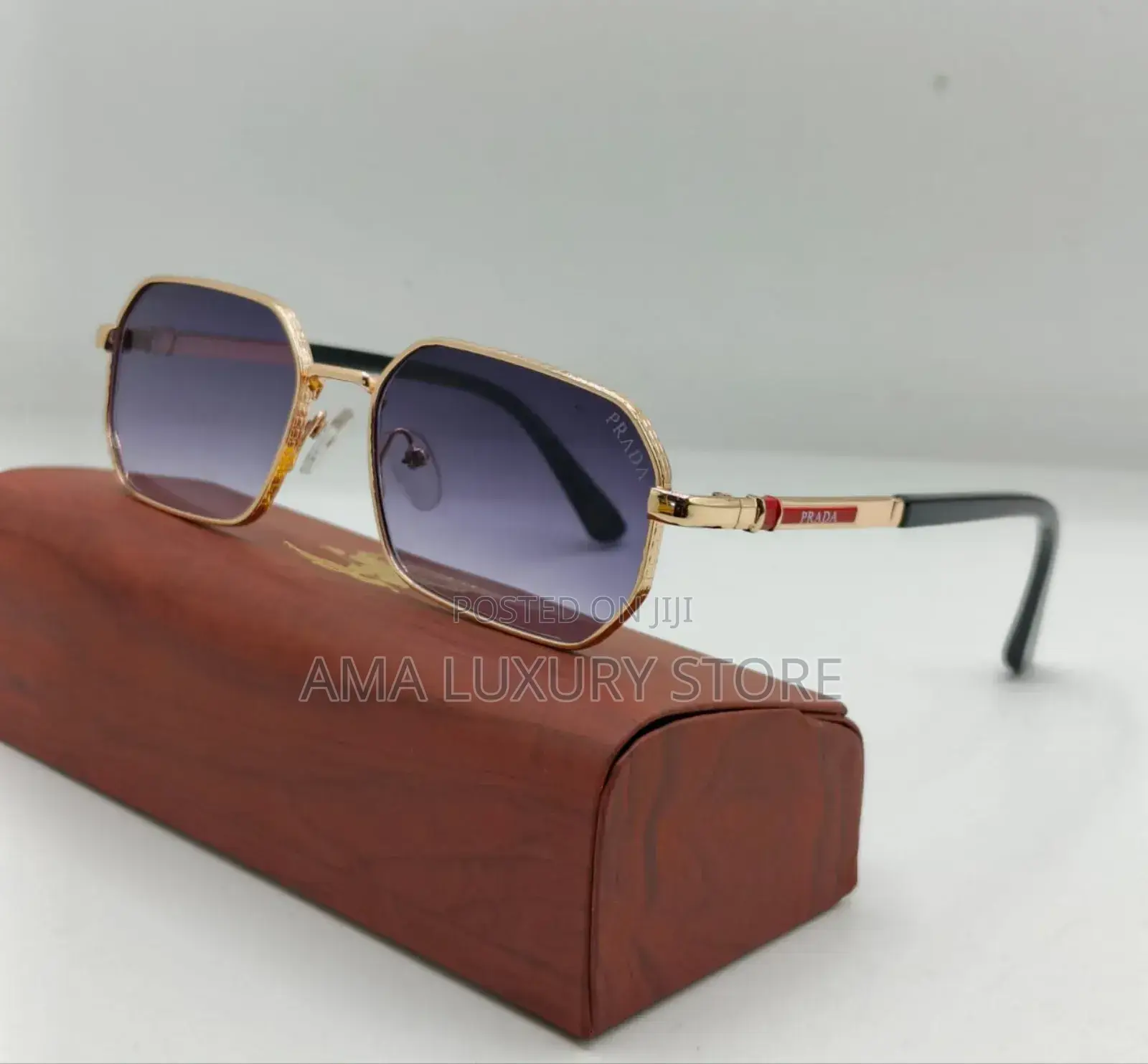 Louis Vuitton Luxury Glasses