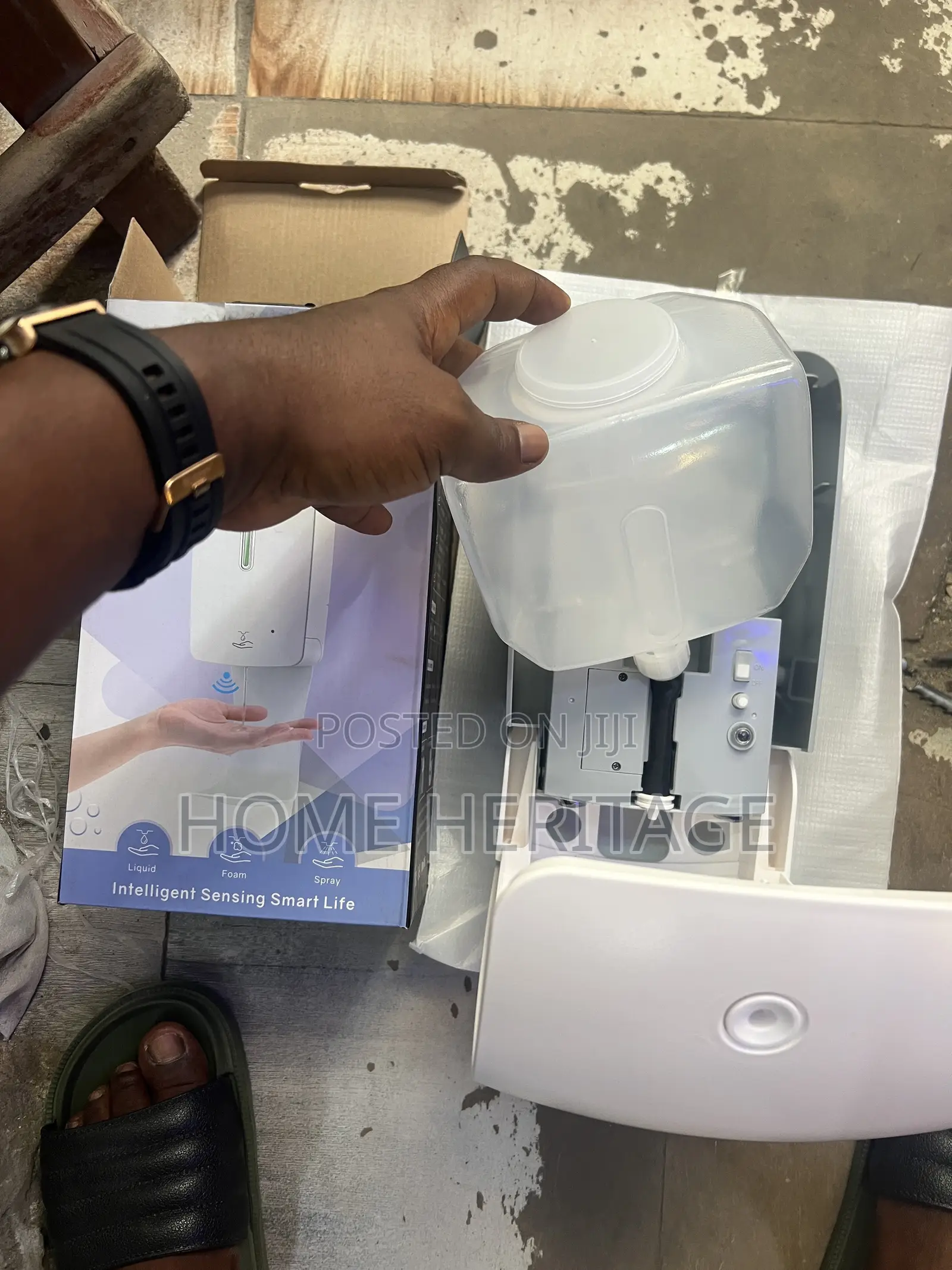 Automatic Soap Dispenser – Touchless Wall-mounted Sanitizer Dispenser