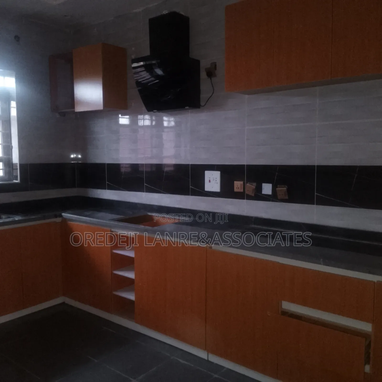 4bdrm Duplex in Suco Estate, Oko-Oba for sale