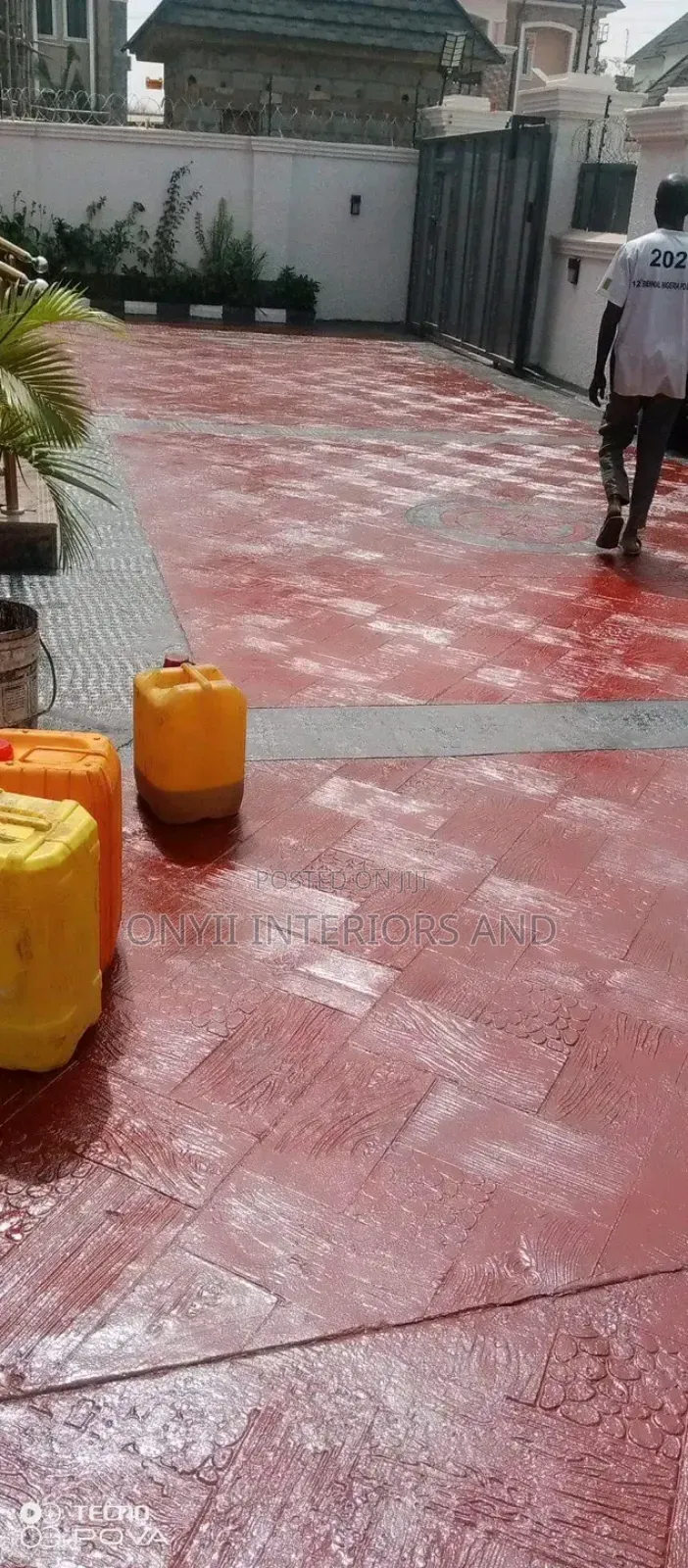 Polishing Of Old And New Interlocks And Stamp Floor