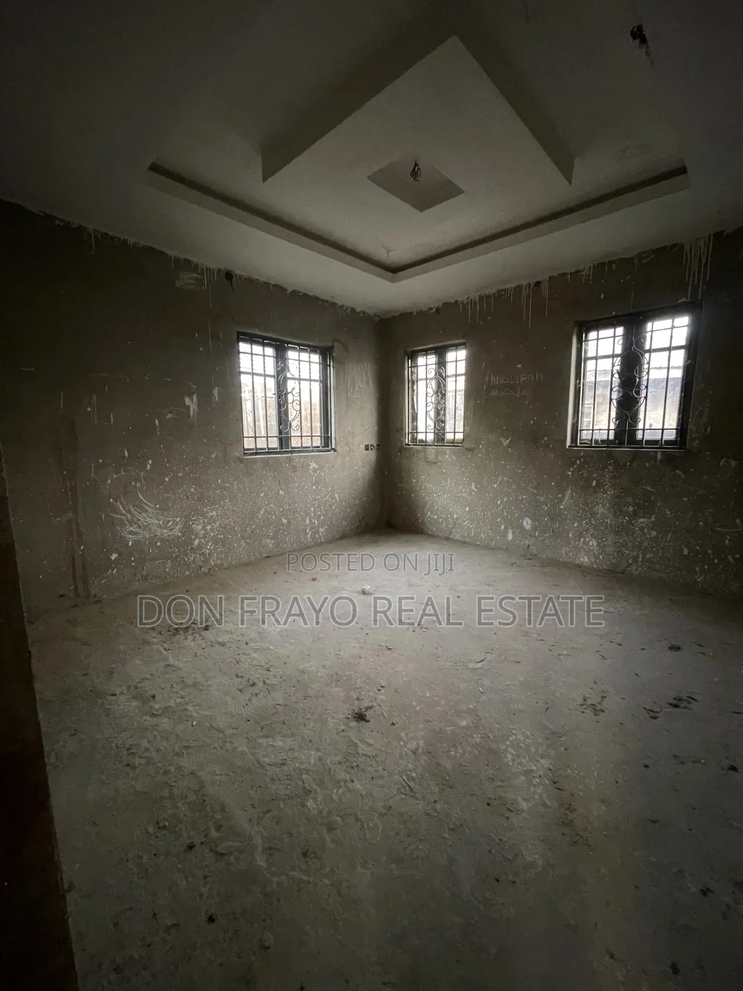 5bdrm Duplex in Tipper Garage, Akala Express for sale