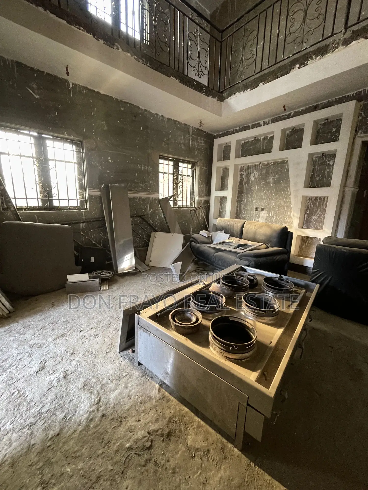 5bdrm Duplex in Tipper Garage, Akala Express for sale